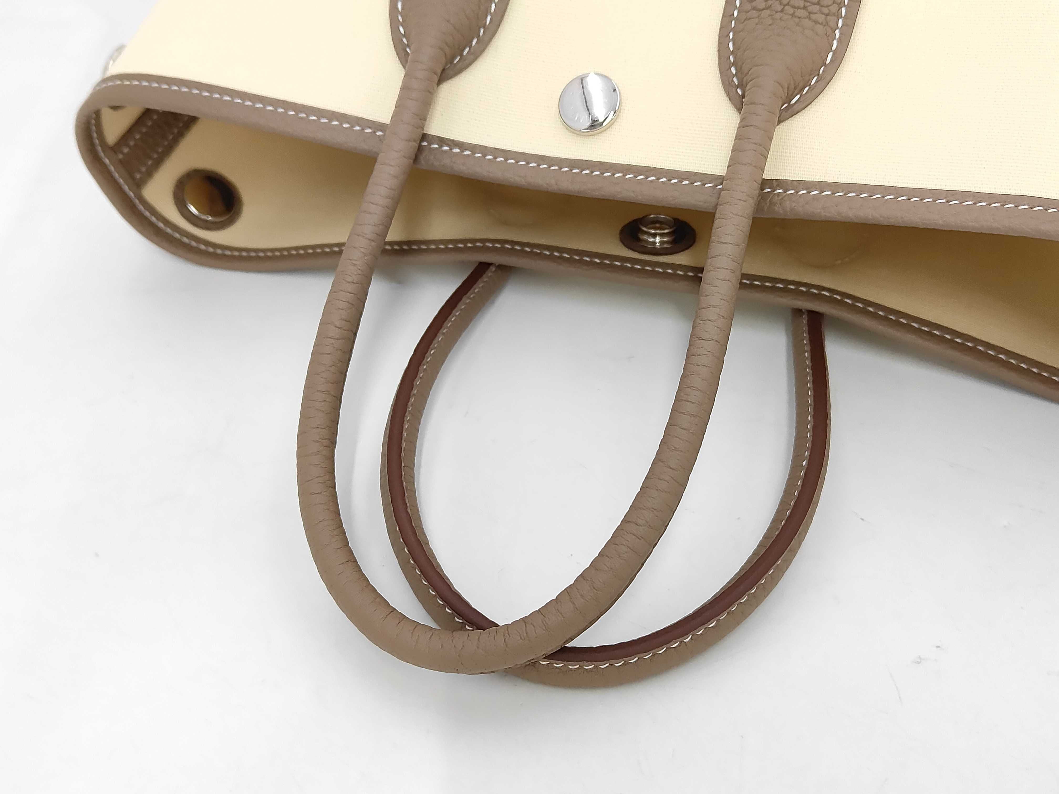 Garden Party Neo Vanilla / Etoupe Negonda / Toile Silver Hardware G Stamp Handbag — view 3