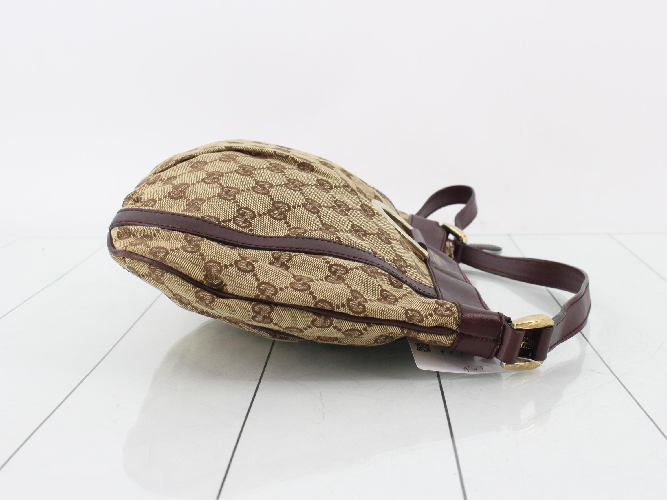 GG Canvas Abby Shoulder Bag — view 3