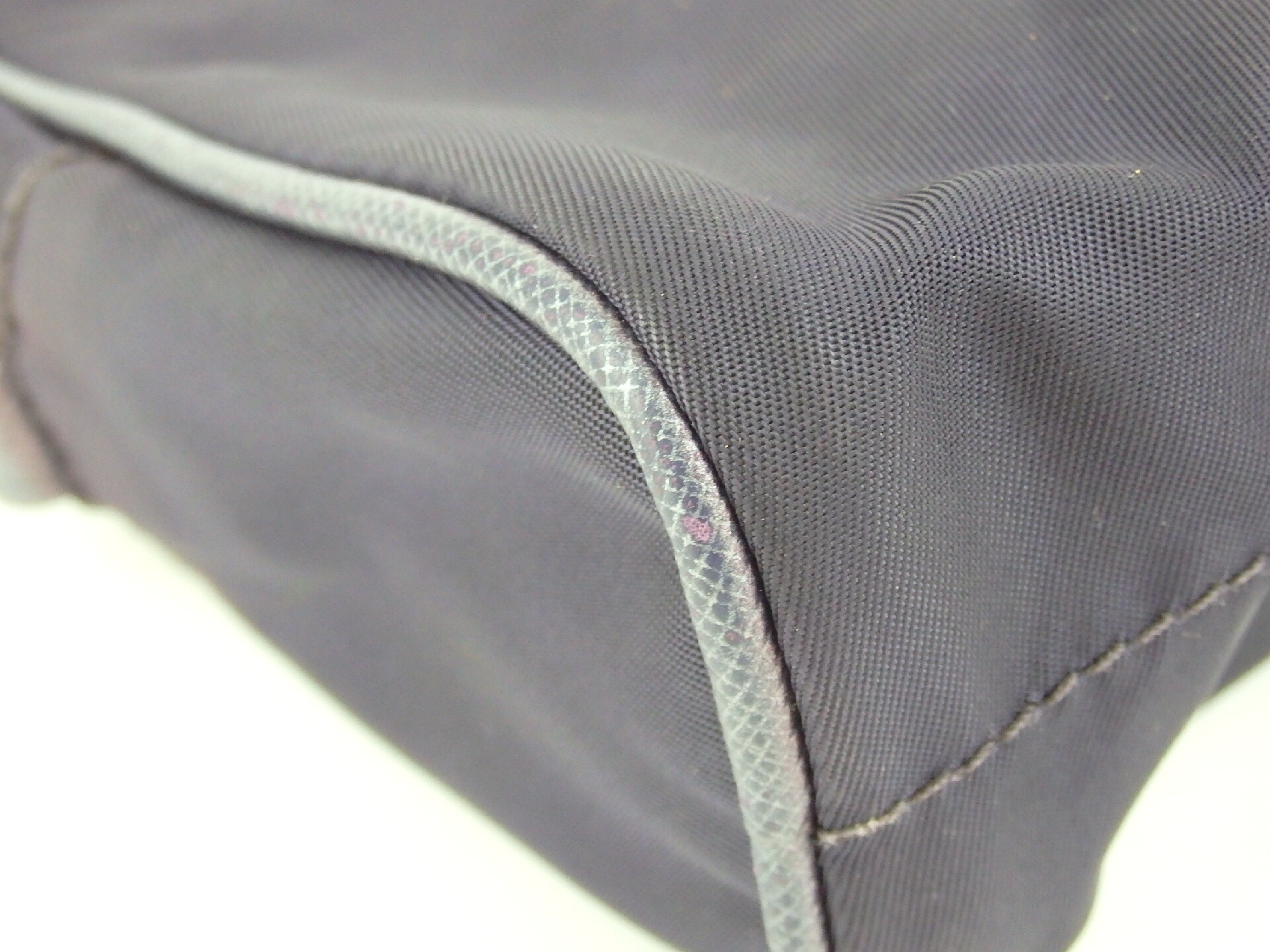 pouch — view 5