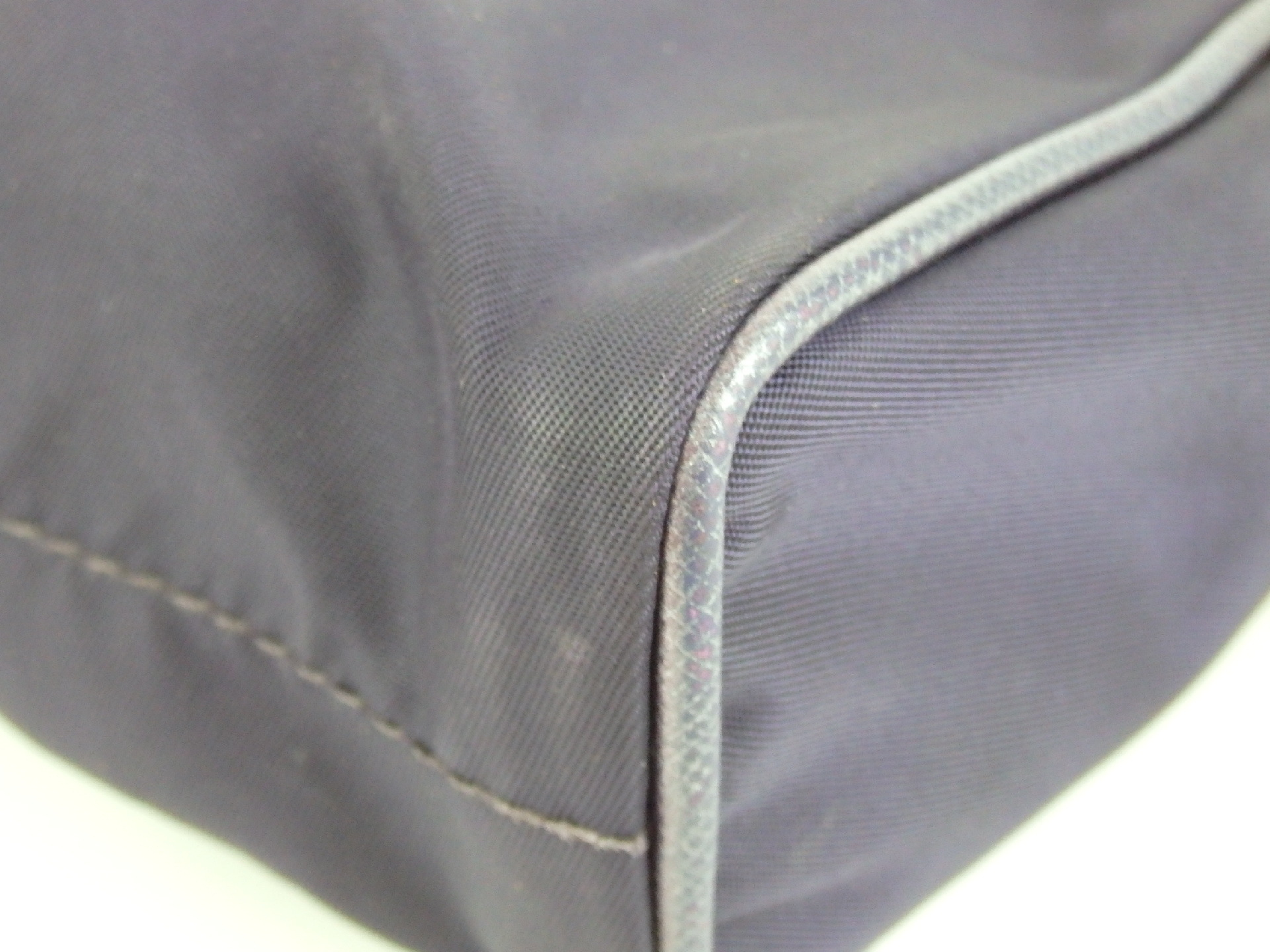 pouch — view 6
