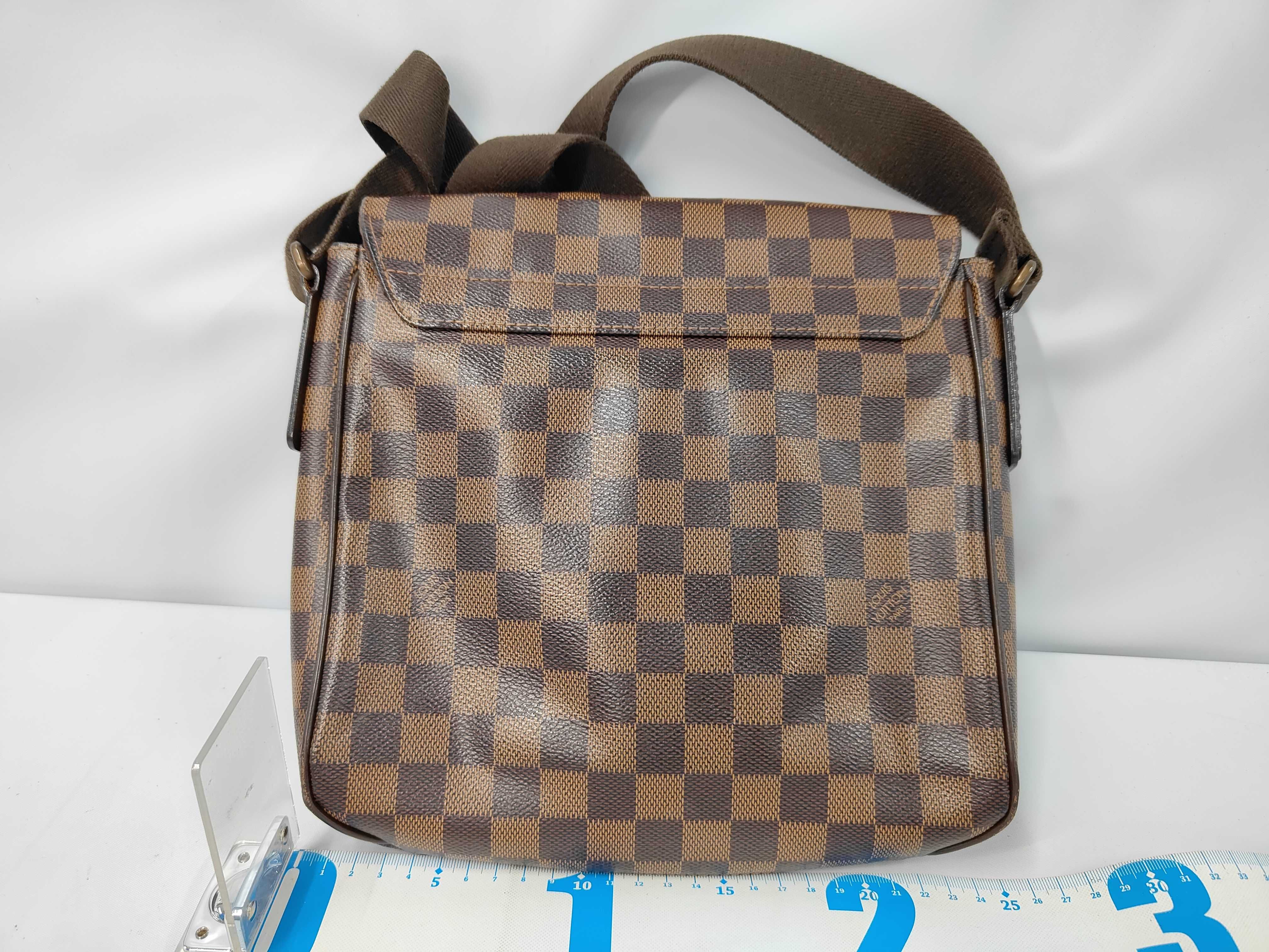 Damier District PM Shoulder Bag — view 2