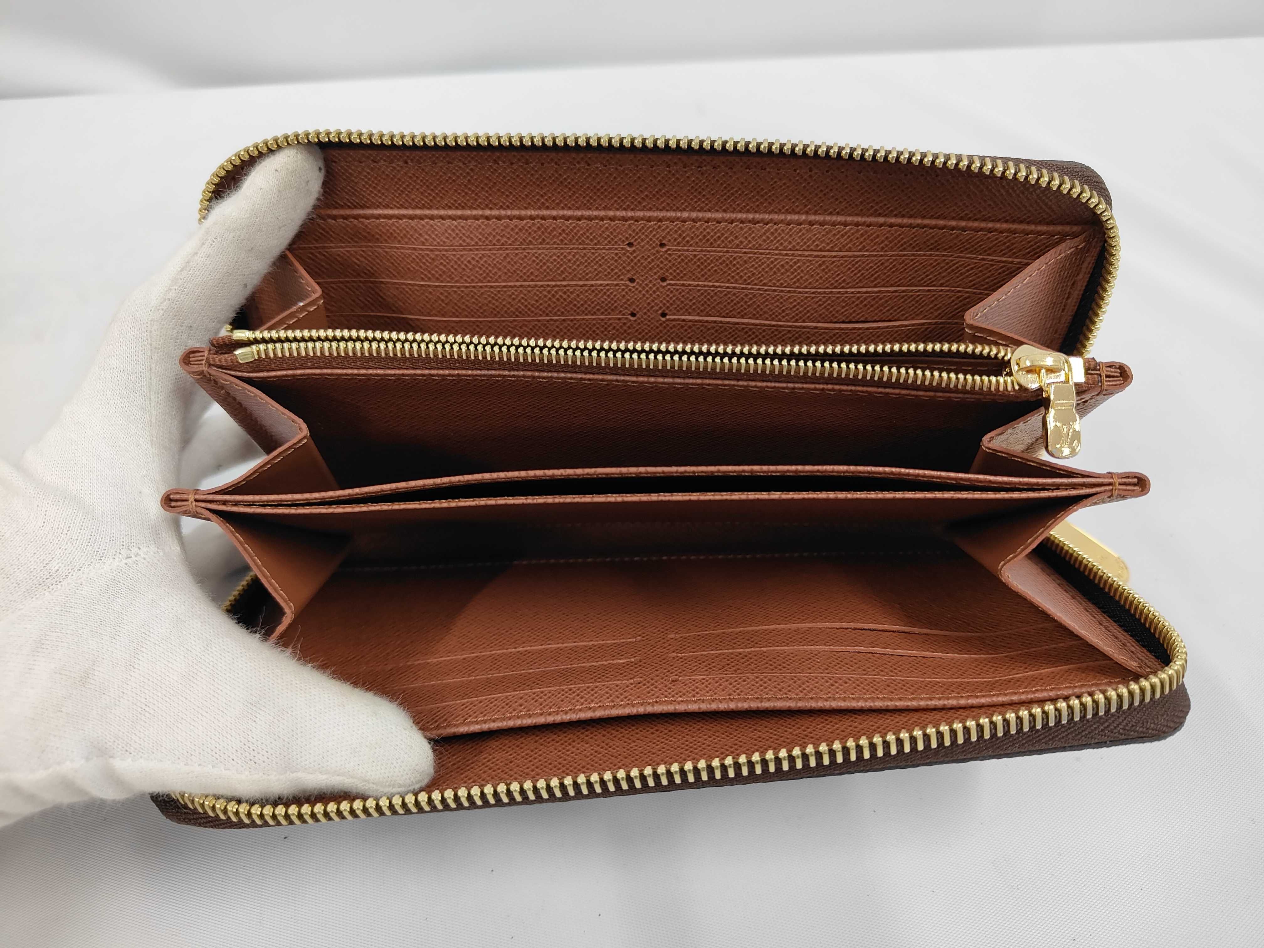 Monogram Zippy Wallet M42616 Unused Wallet — view 5