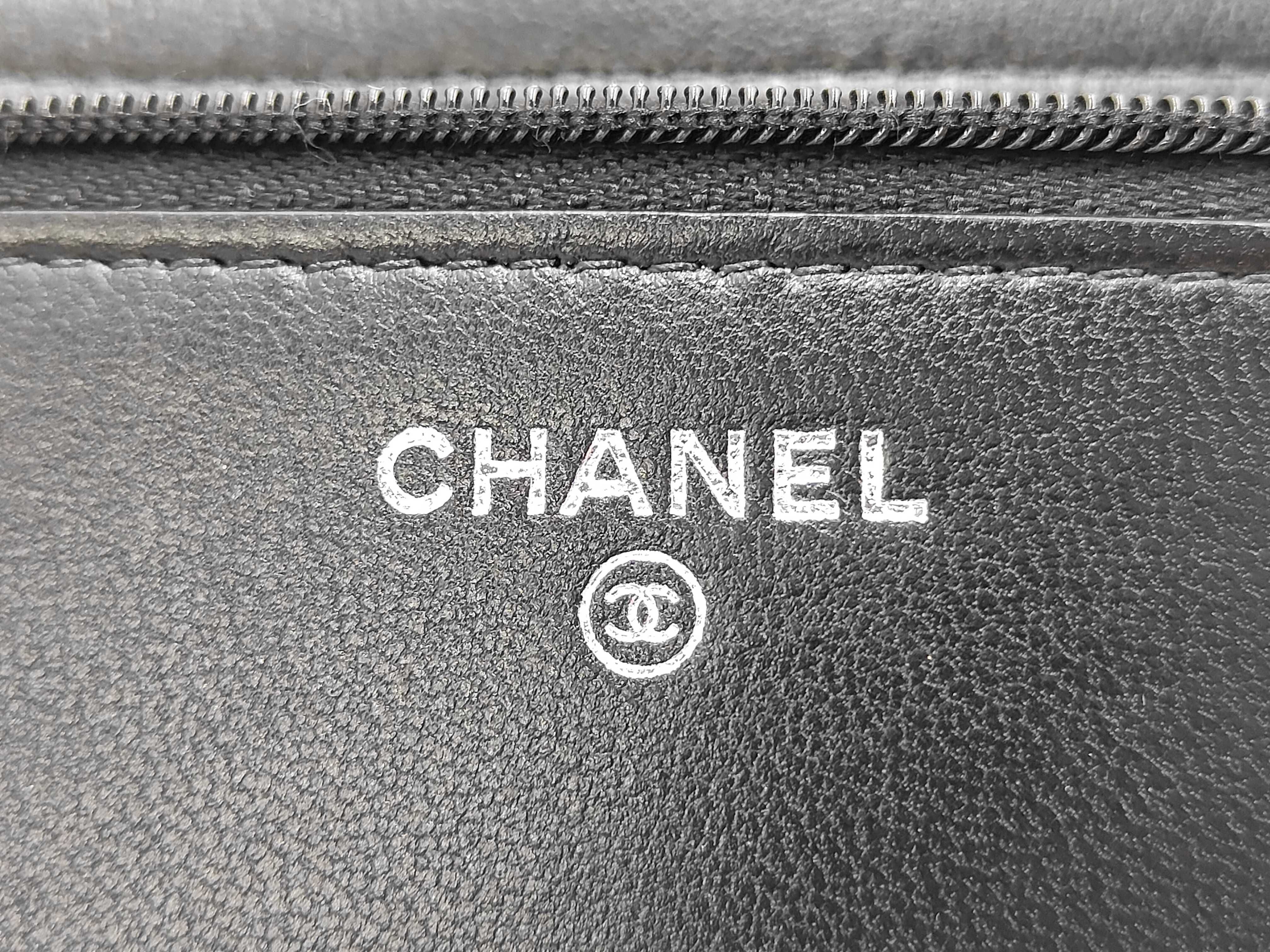 Chain Wallet Rhinestone Lambskin Random Plate Tag Shoulder Bag — view 8