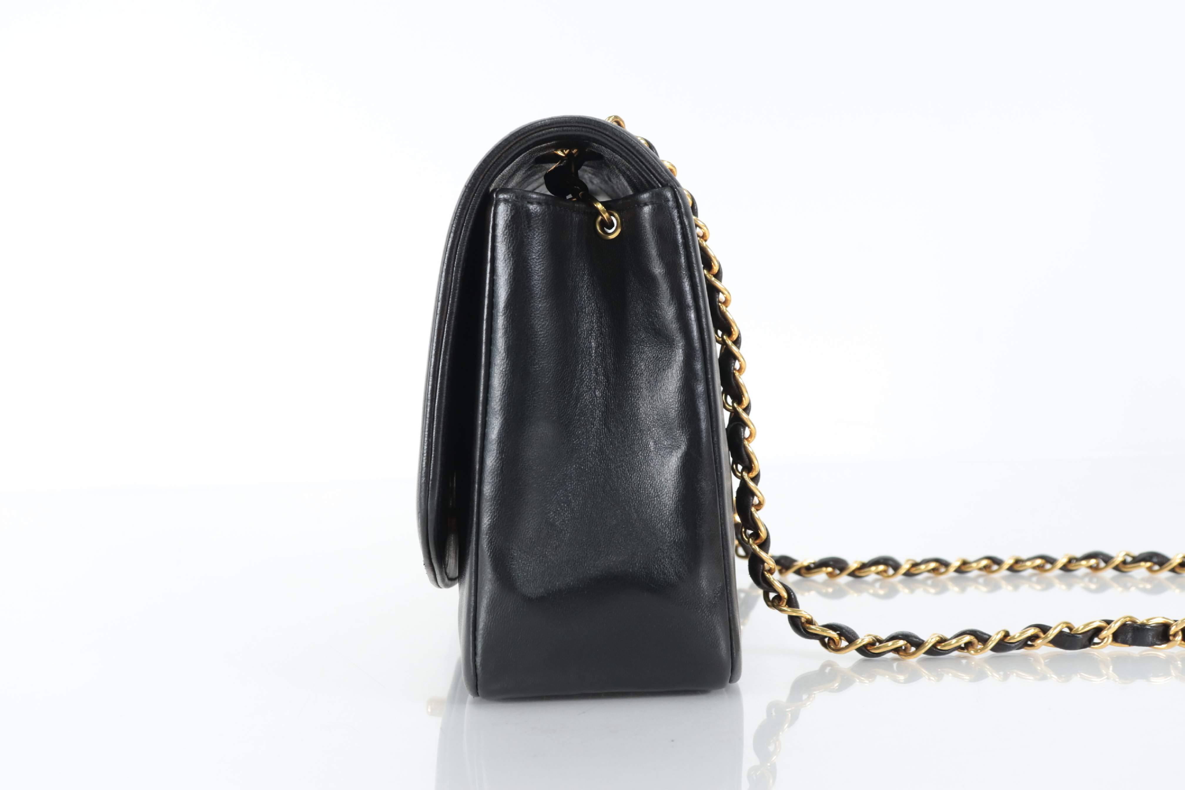 Diana 25 Lambskin Chain Shoulder Bag (Serial No. 4) — view 5
