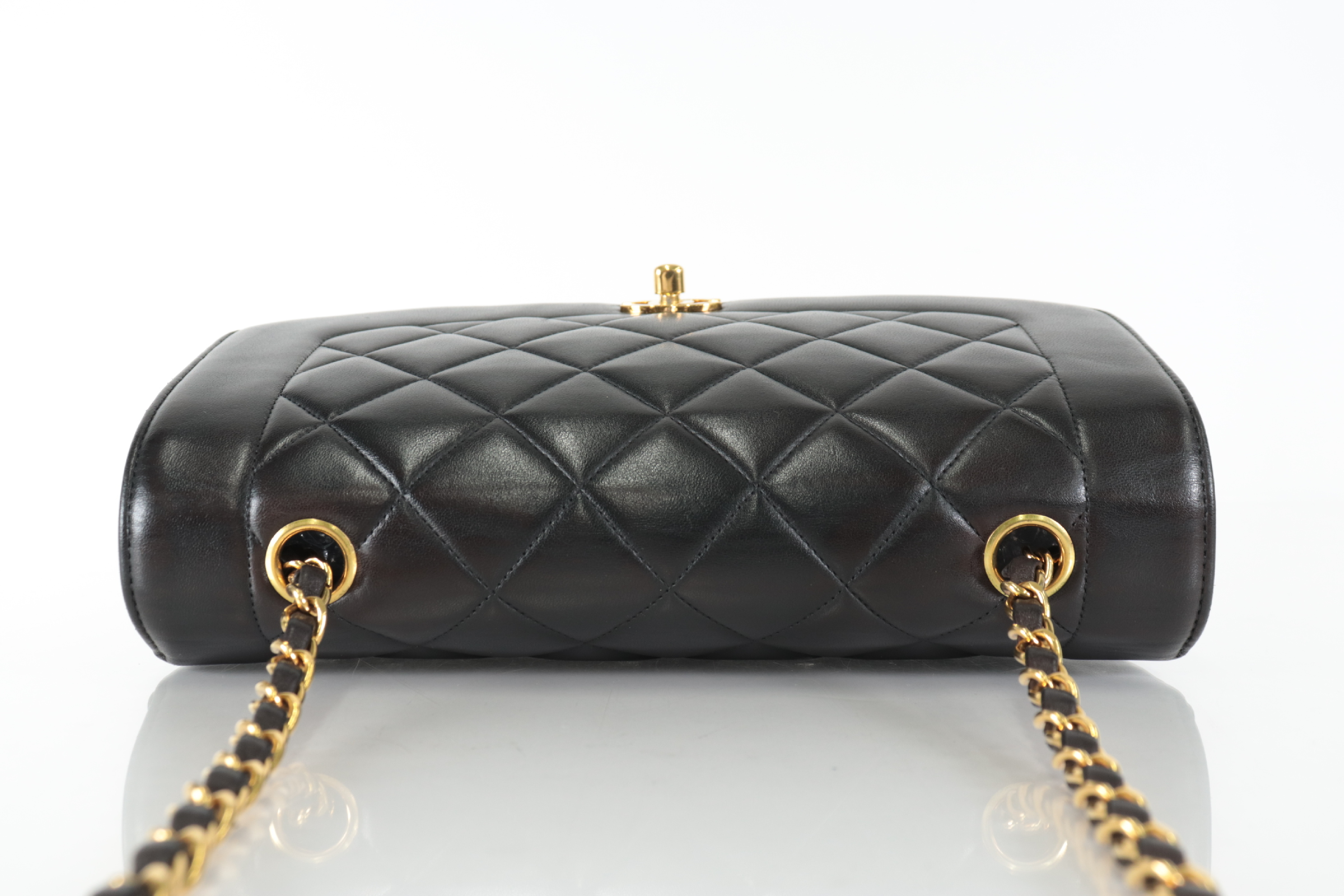 Diana 25 Lambskin Chain Shoulder Bag (Serial No. 4) — view 6