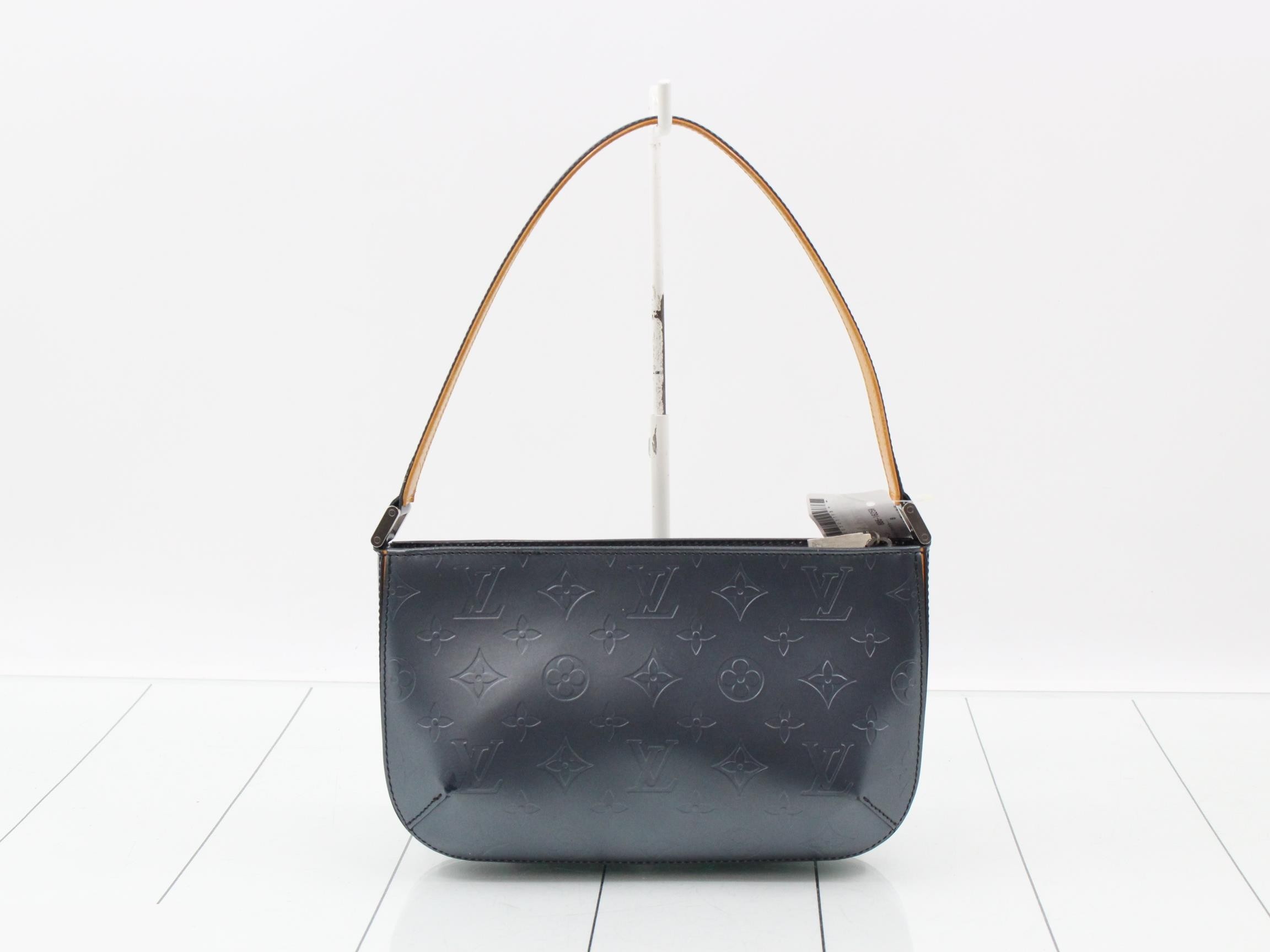 Monogram Mat Fowler — view 2