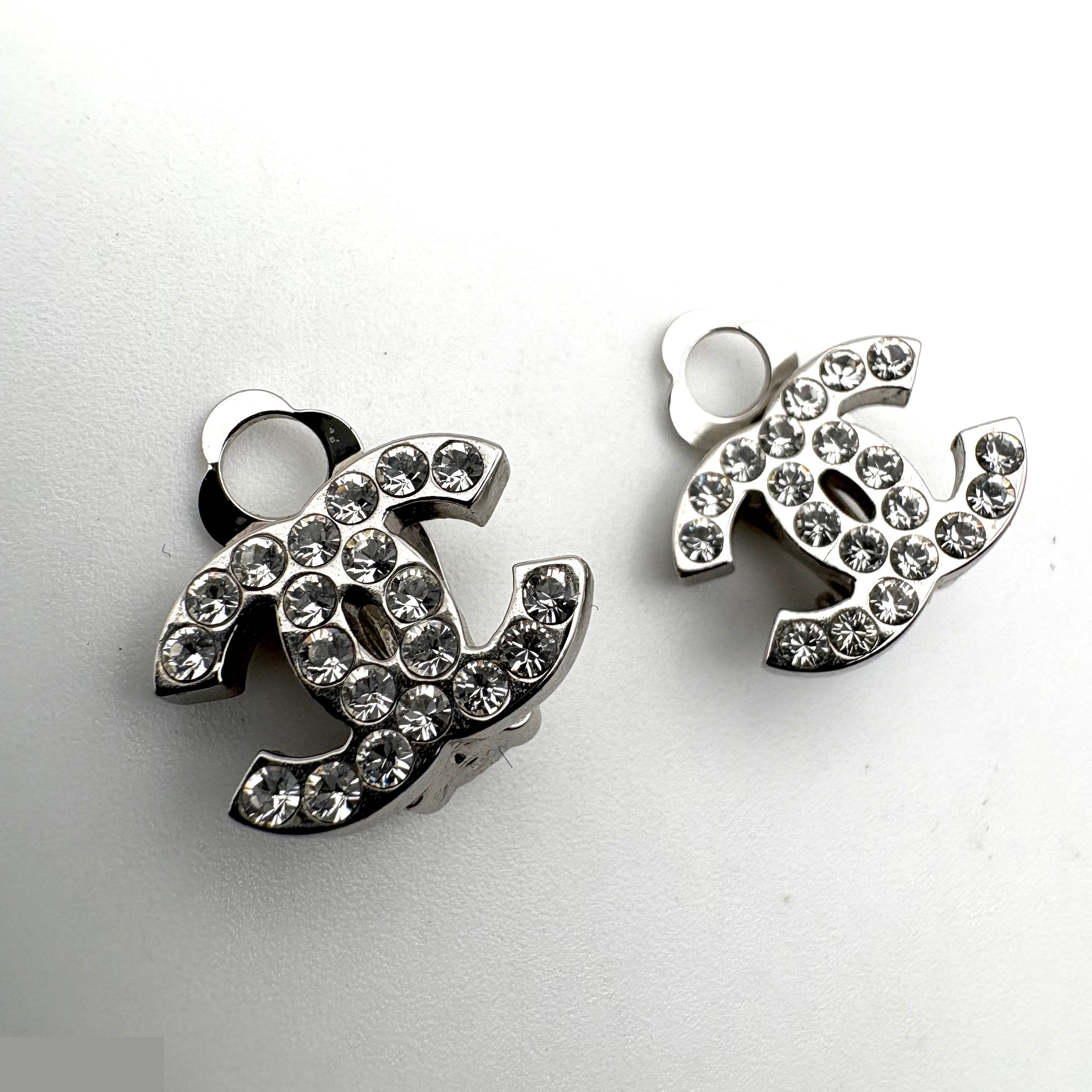 Cocomark stone (precious metal) earrings — view 2