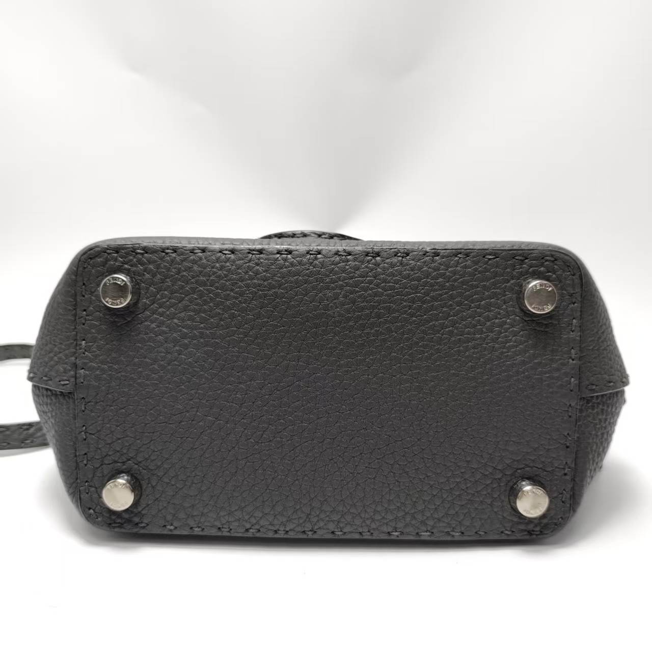 【*Shipped from: China*】FENDI Selleria Leather Shoulder Bag — view 8