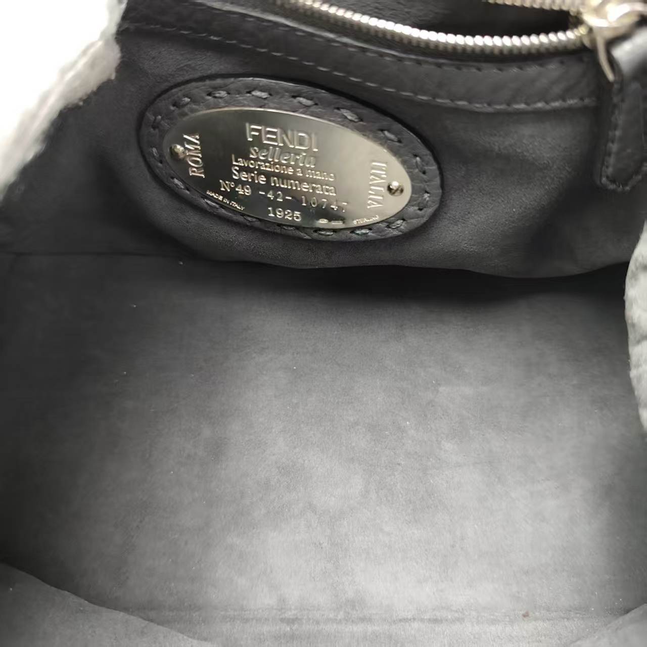【*Shipped from: China*】FENDI Selleria Leather Shoulder Bag — view 9