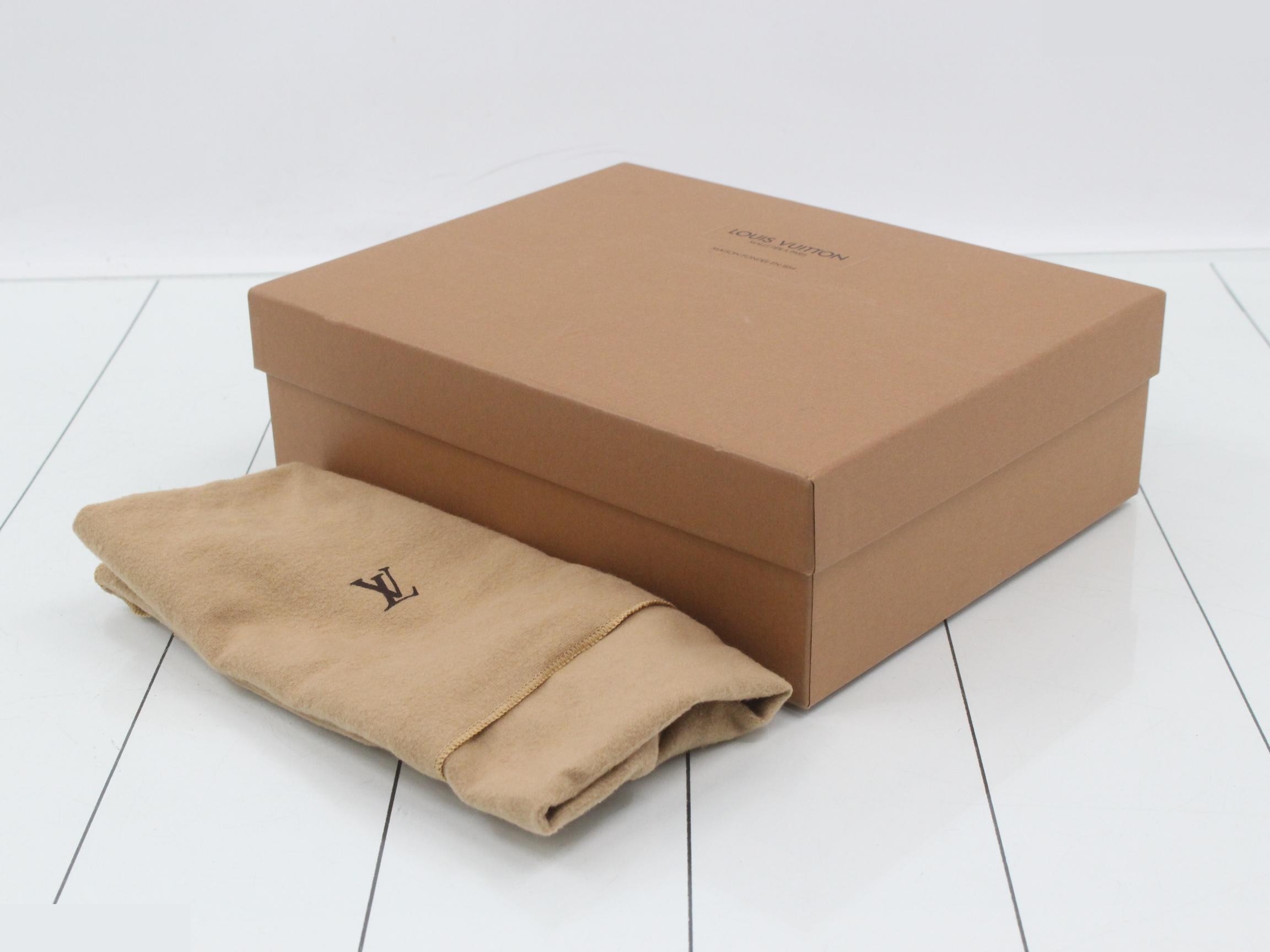 Monogram Druot — view 7