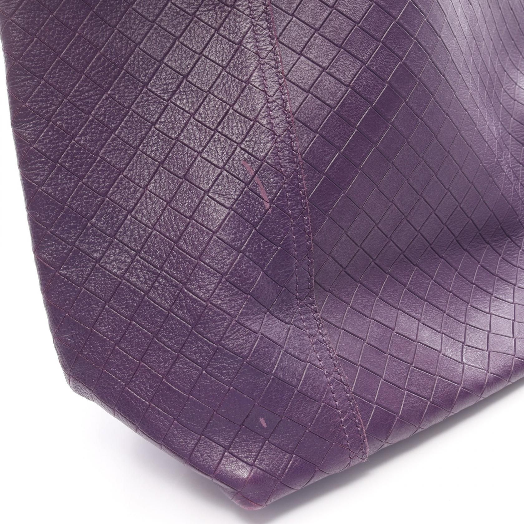 Intrecciato Tote Bag Purple Leather — view 8
