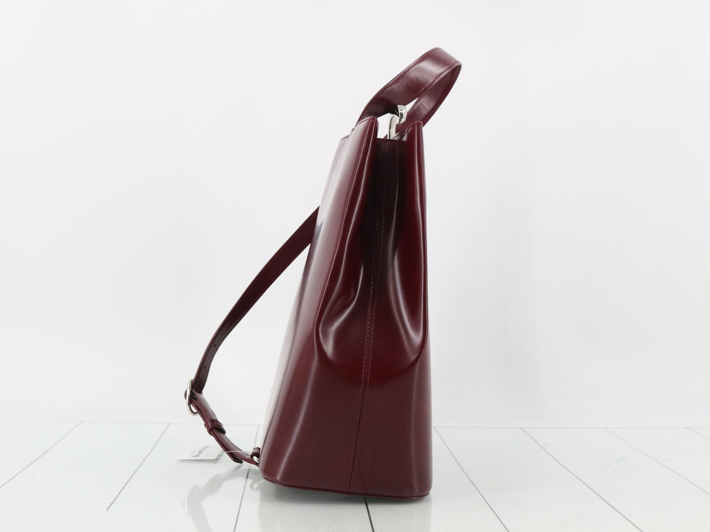 Panthère One-Shoulder Bag, Bordeaux, Silver Hardware, 20 x 30 x 14 cm — view 4