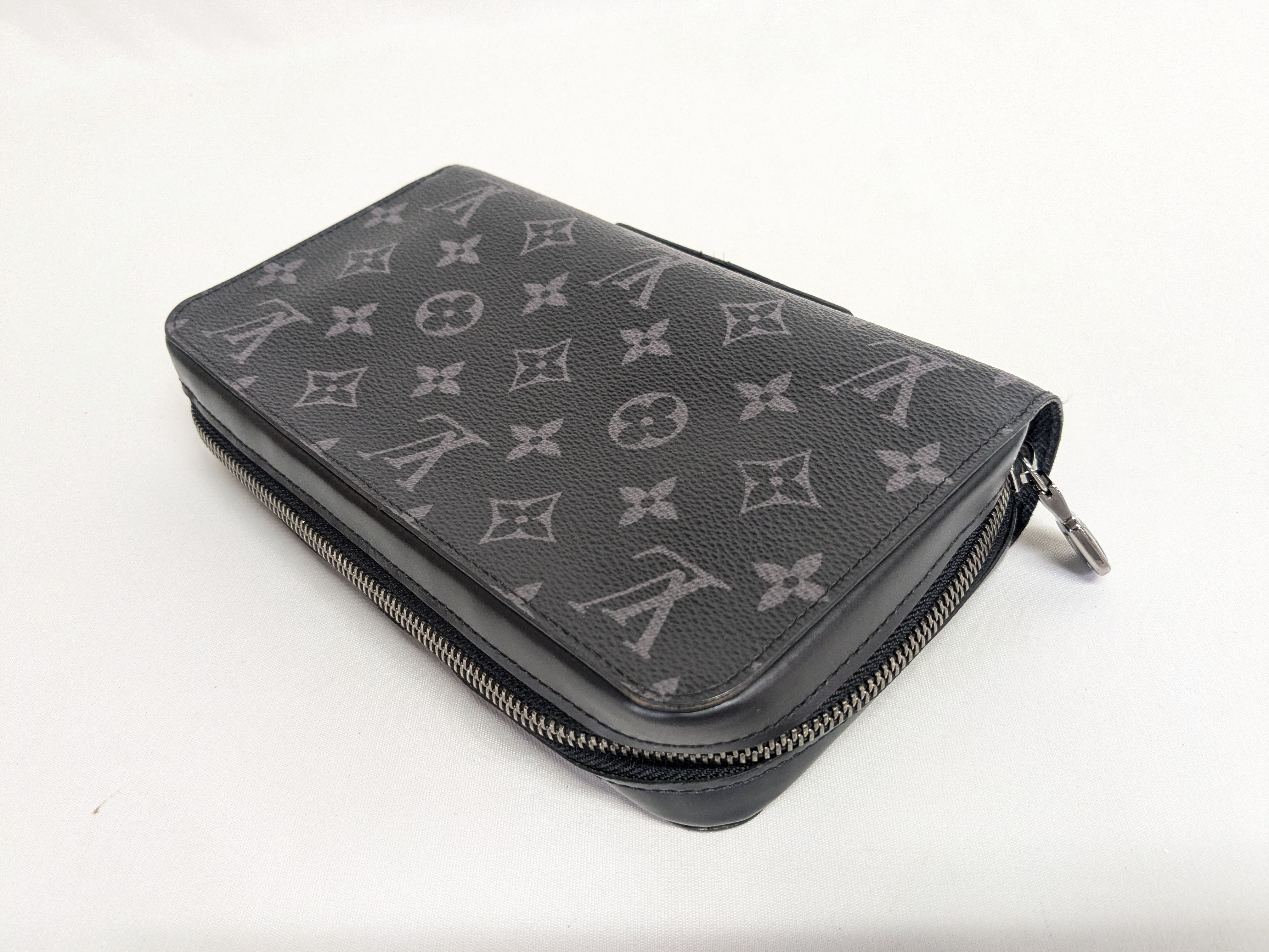 LV Eclipse Zippy XL IC Chip Wallet — view 5