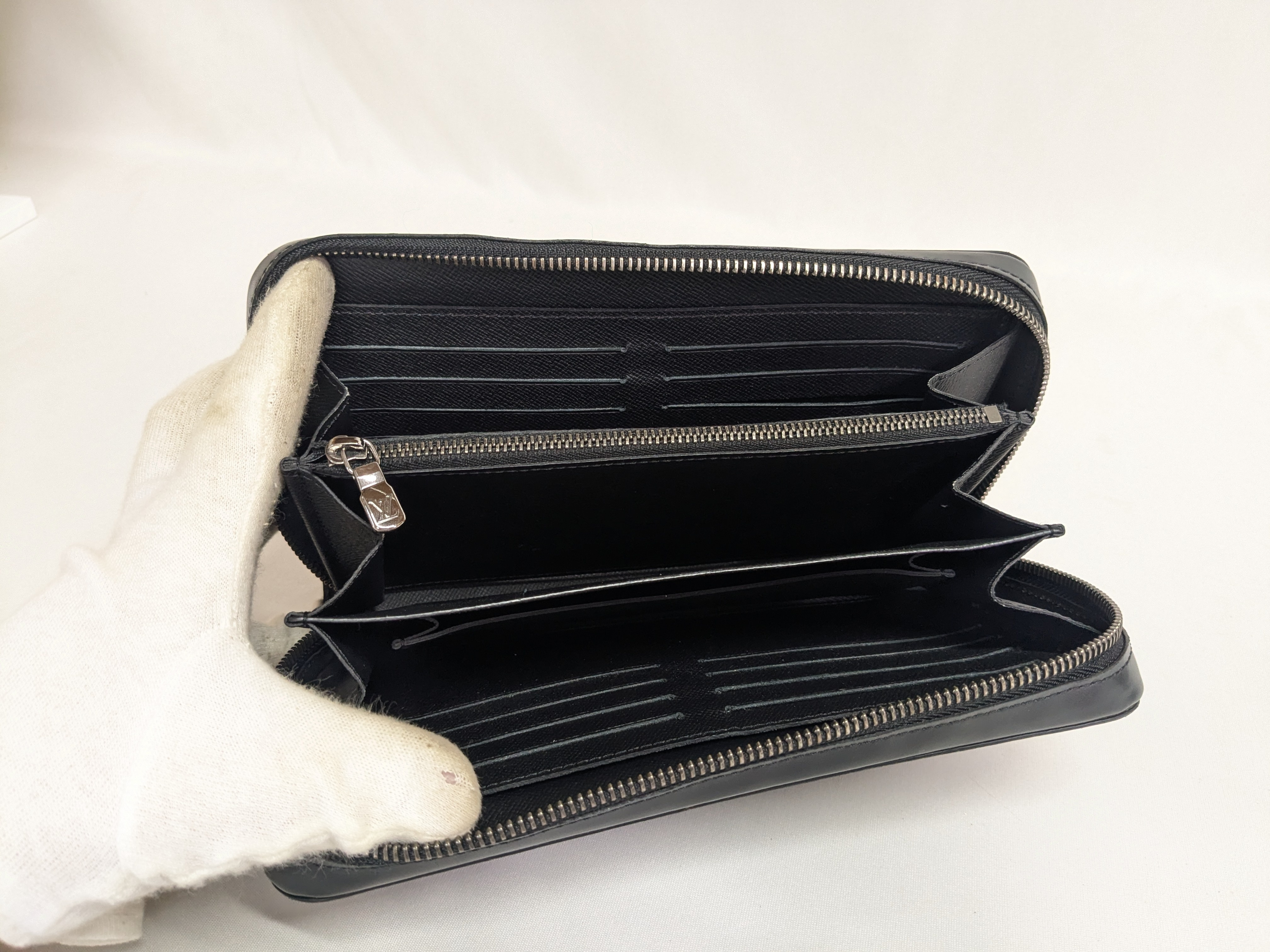 LV Eclipse Zippy XL IC Chip Wallet — view 7