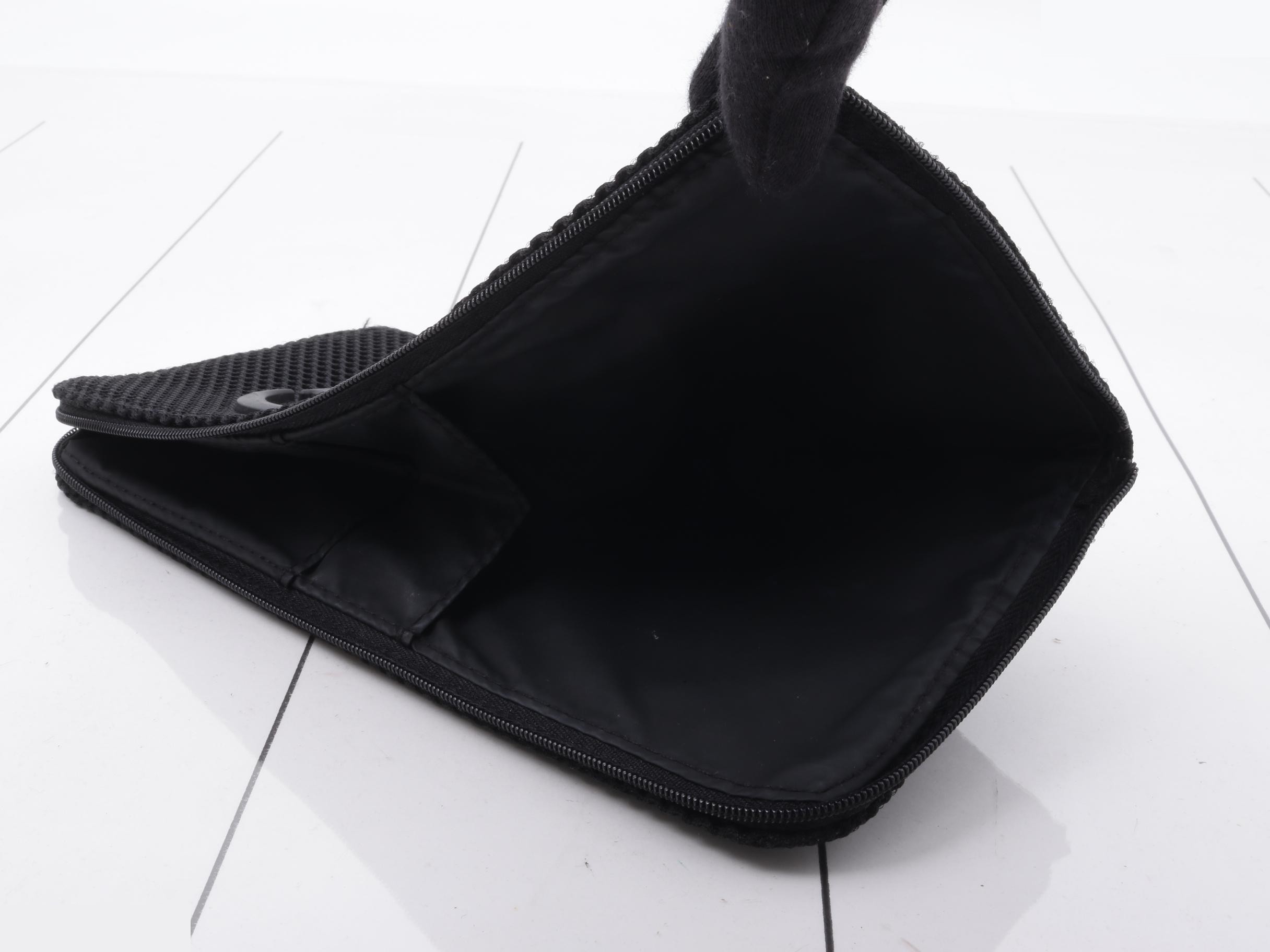CD Logo Pouch — view 4