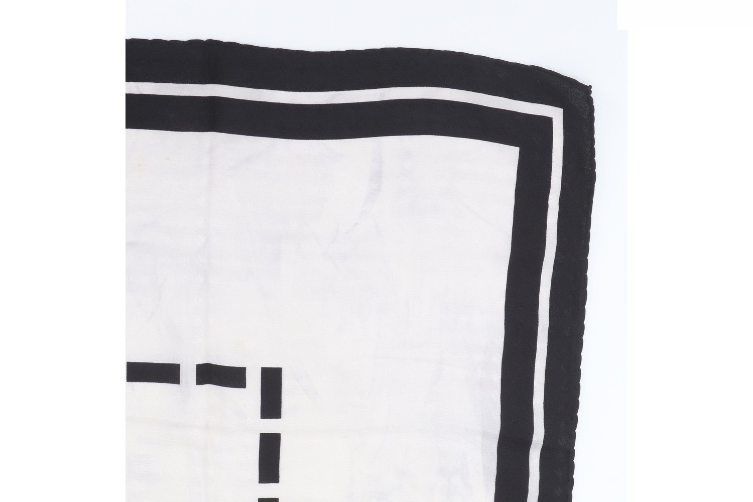 Tag attached 100% Silk Ribbon Coco Mark Scarf Black White — view 4