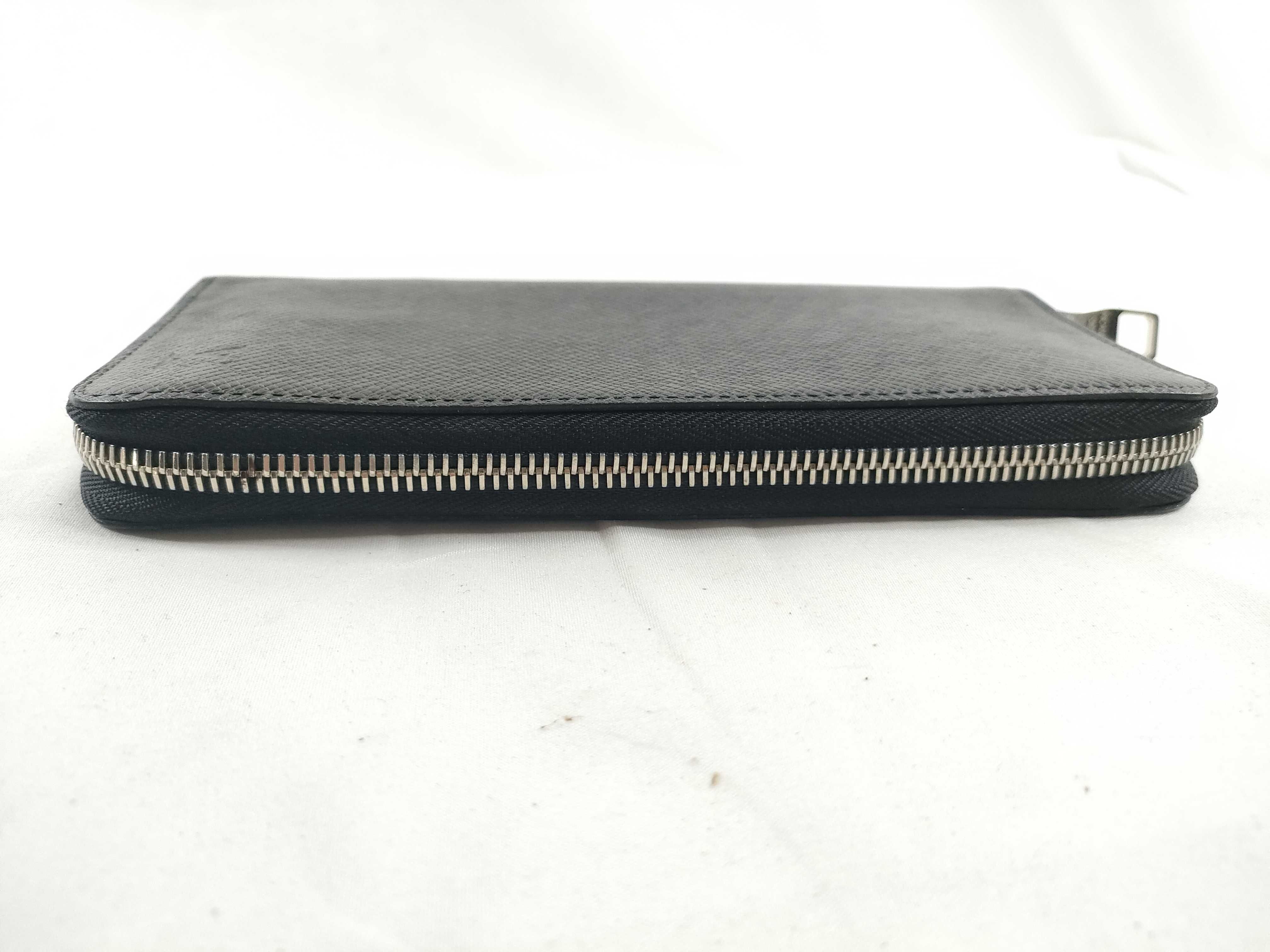 Taiga Louis Vuitton Zippy Wallet Vertical Wallet — view 6