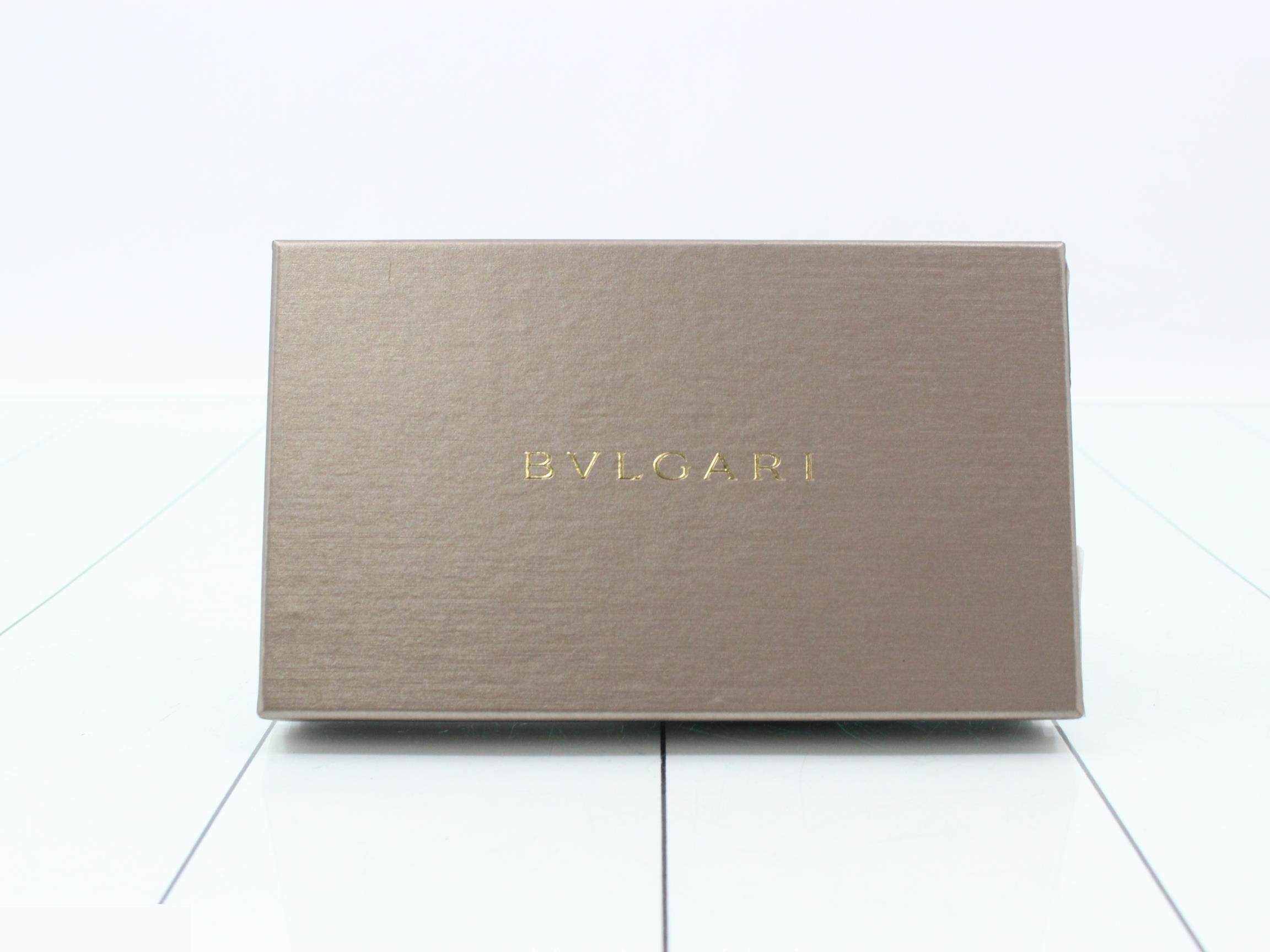 long wallet, protective seals still attached, unused, black. — view 5