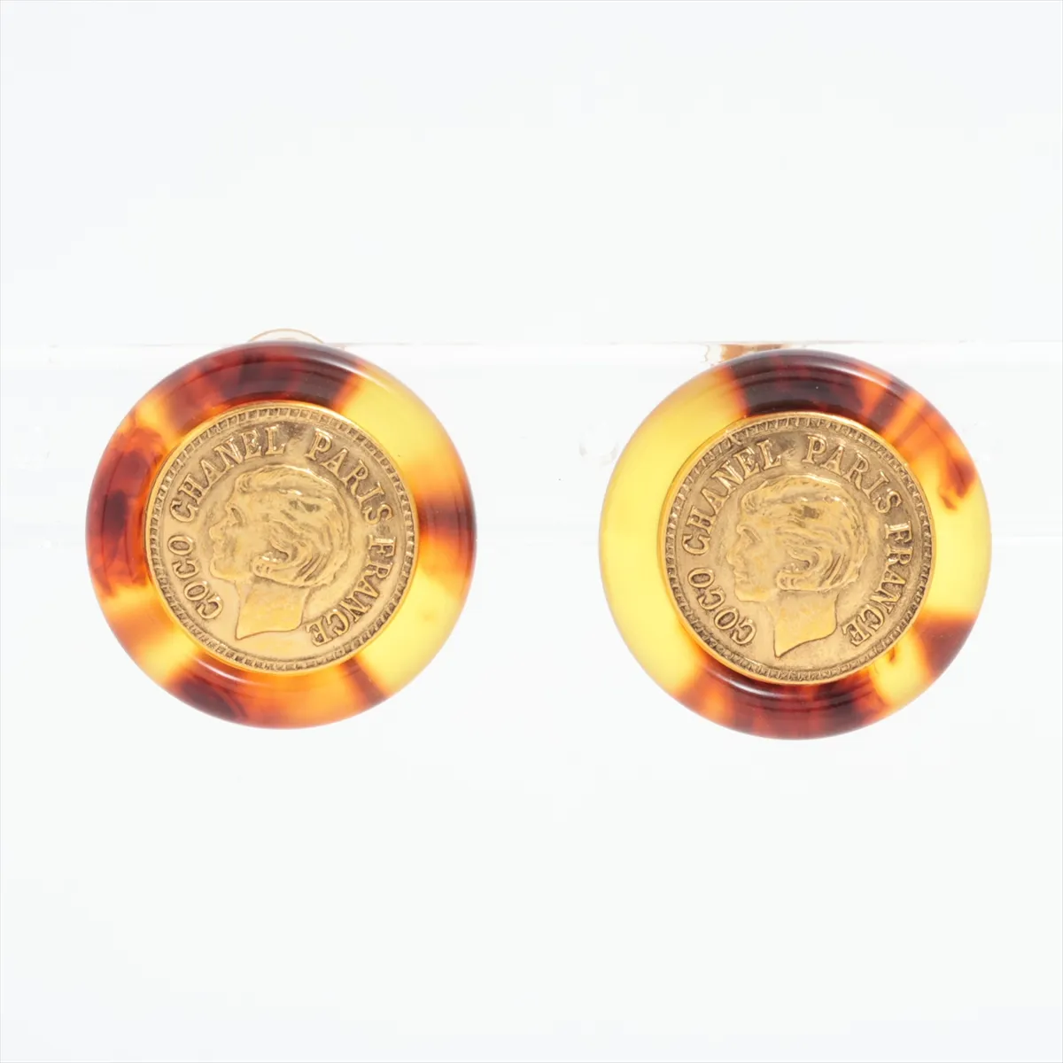 Mademoiselle 97P Earrings (Pair) GP x Resin Gold x Brown