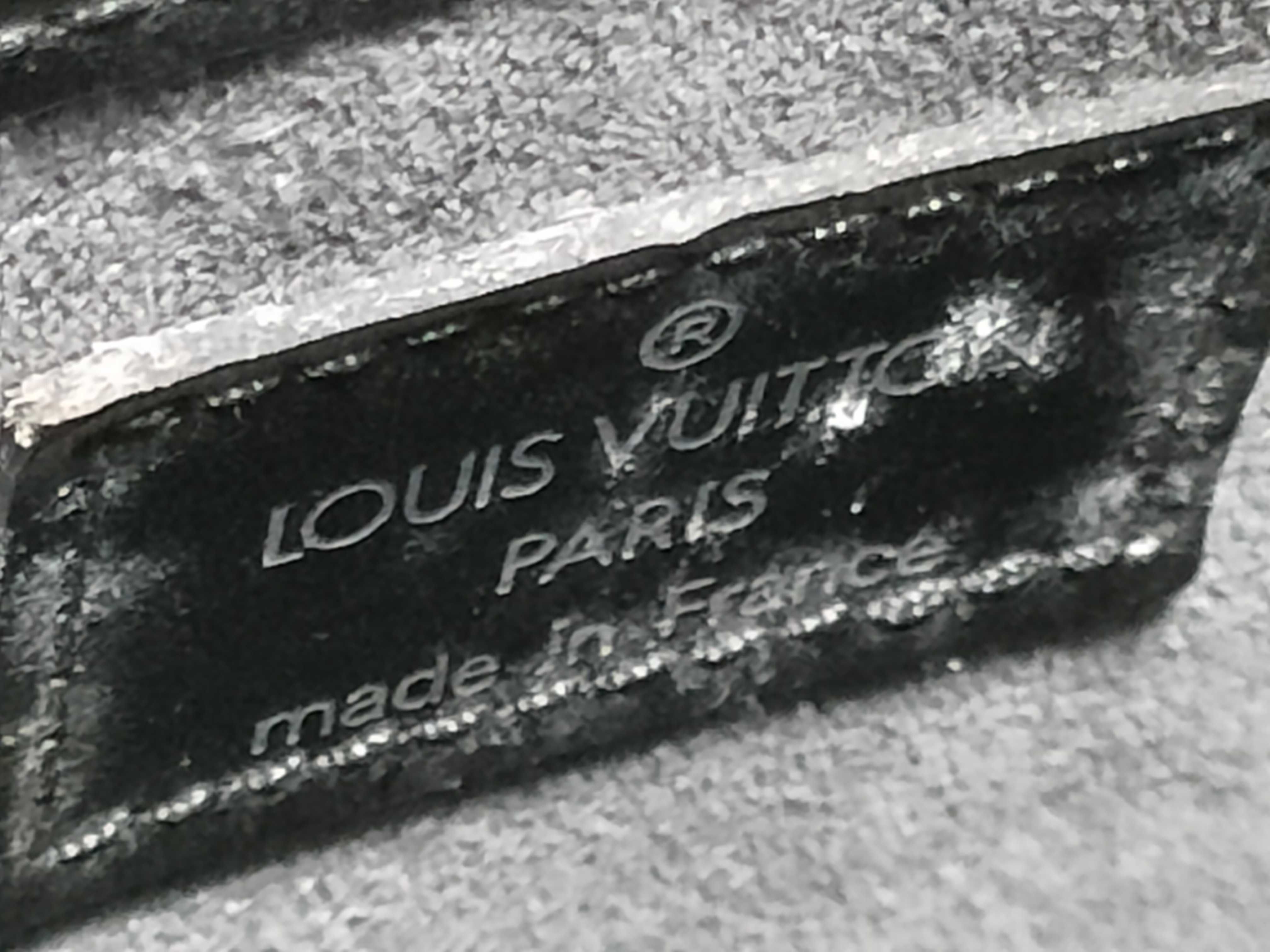 Epi Louis Vuitton Epi Ombre Handbag — view 9