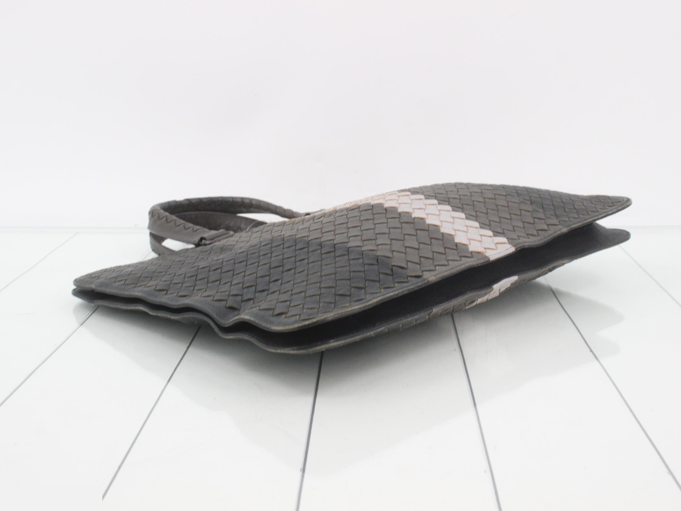 Intrecciato leather handbag — view 5