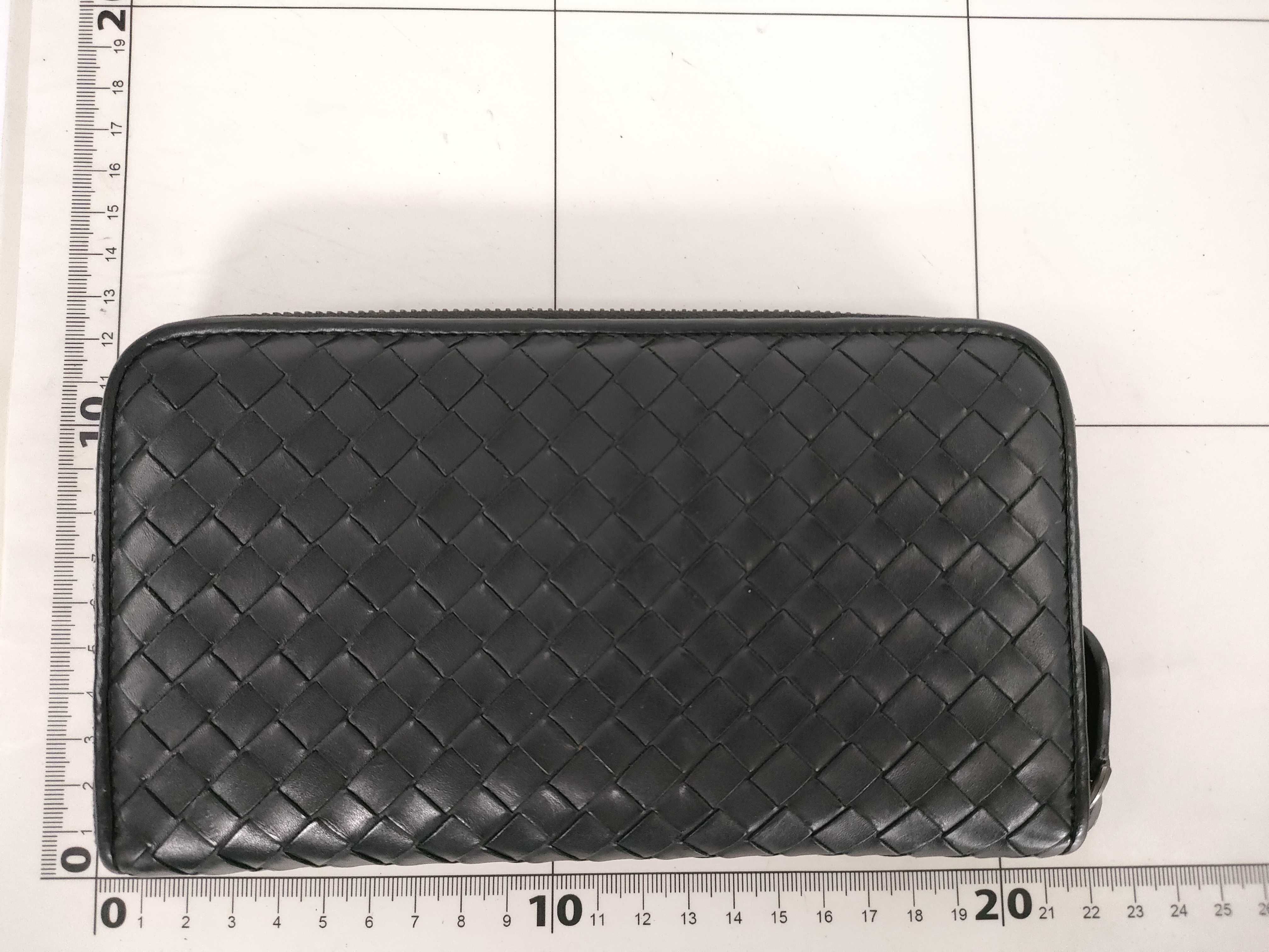 Intrecciato Round Zipper Long Wallet — view 2