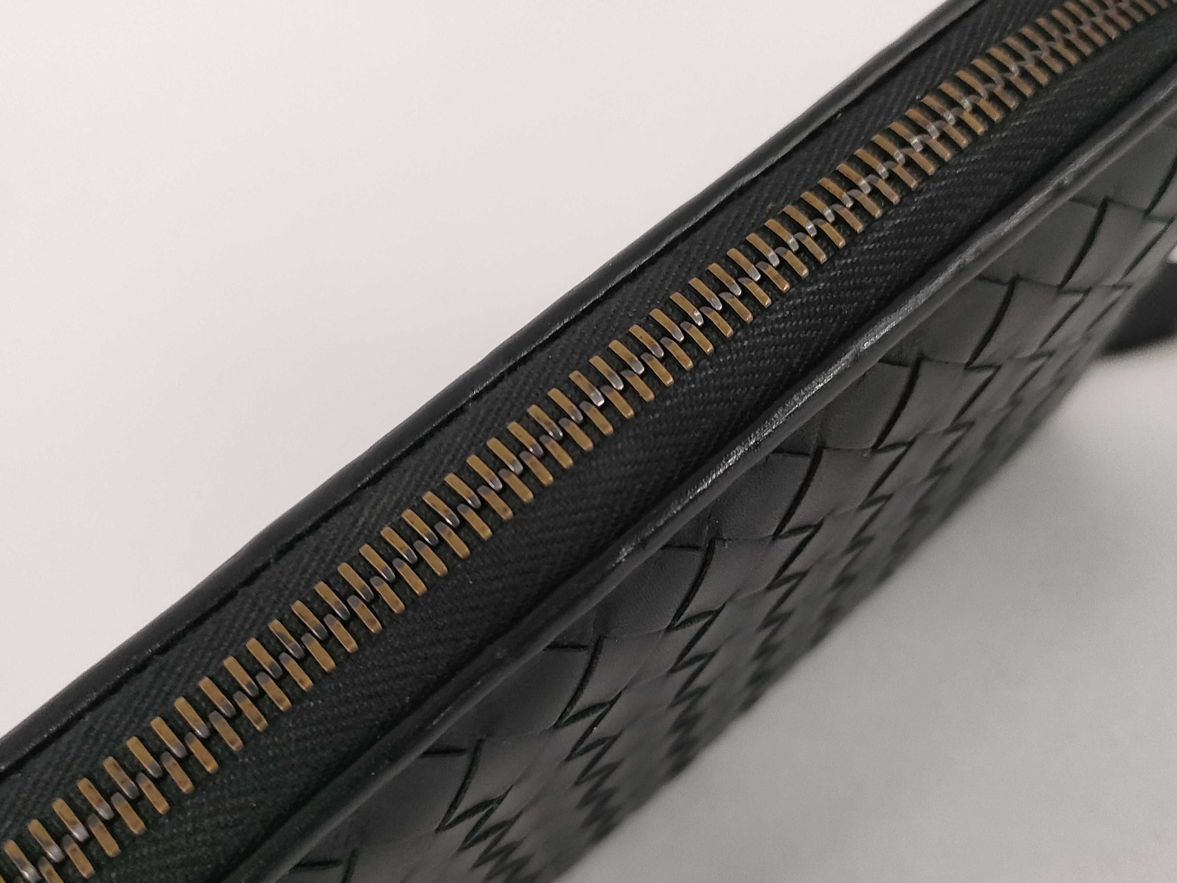 Intrecciato Round Zipper Long Wallet — view 7