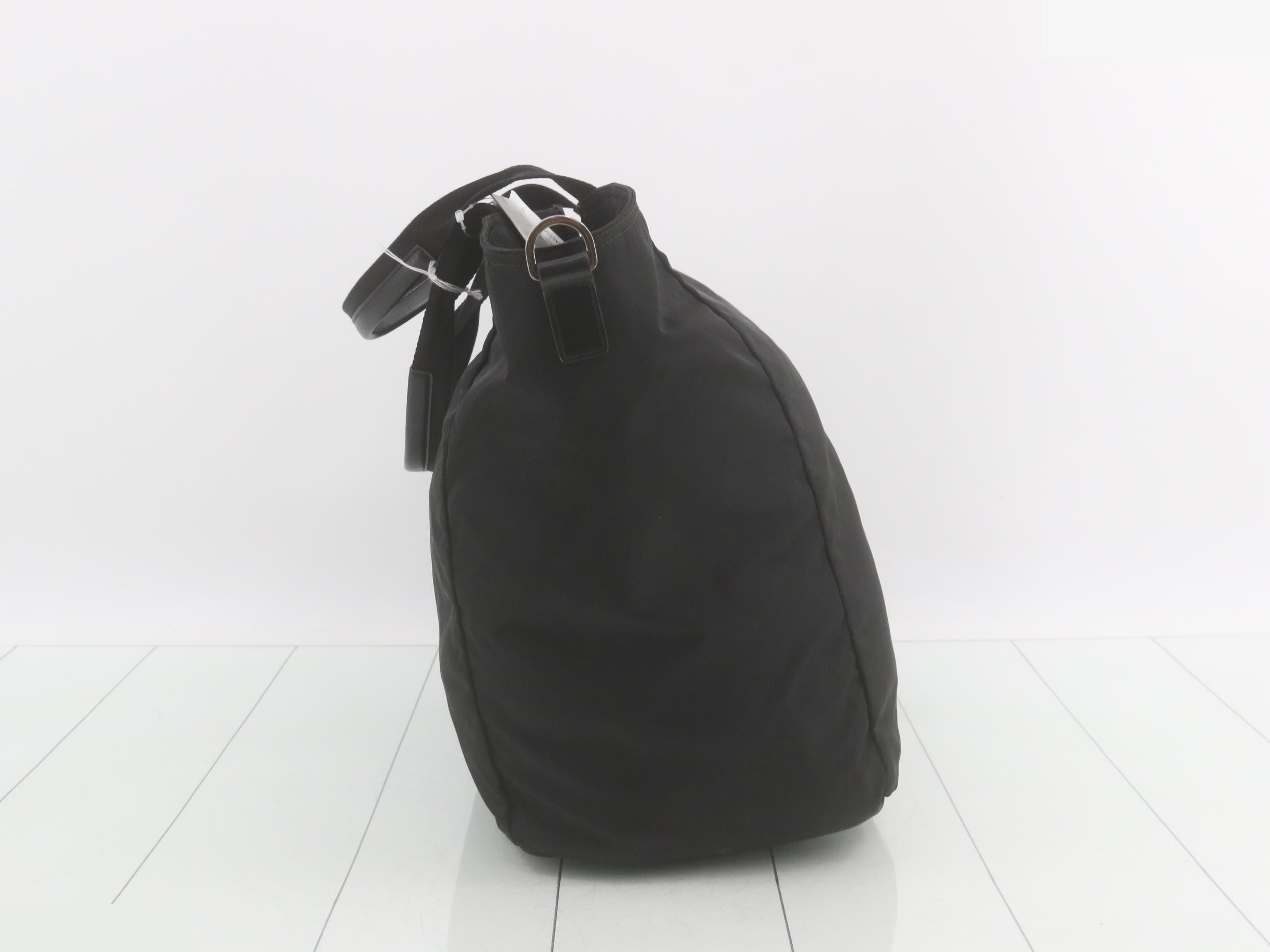 handbag — view 4