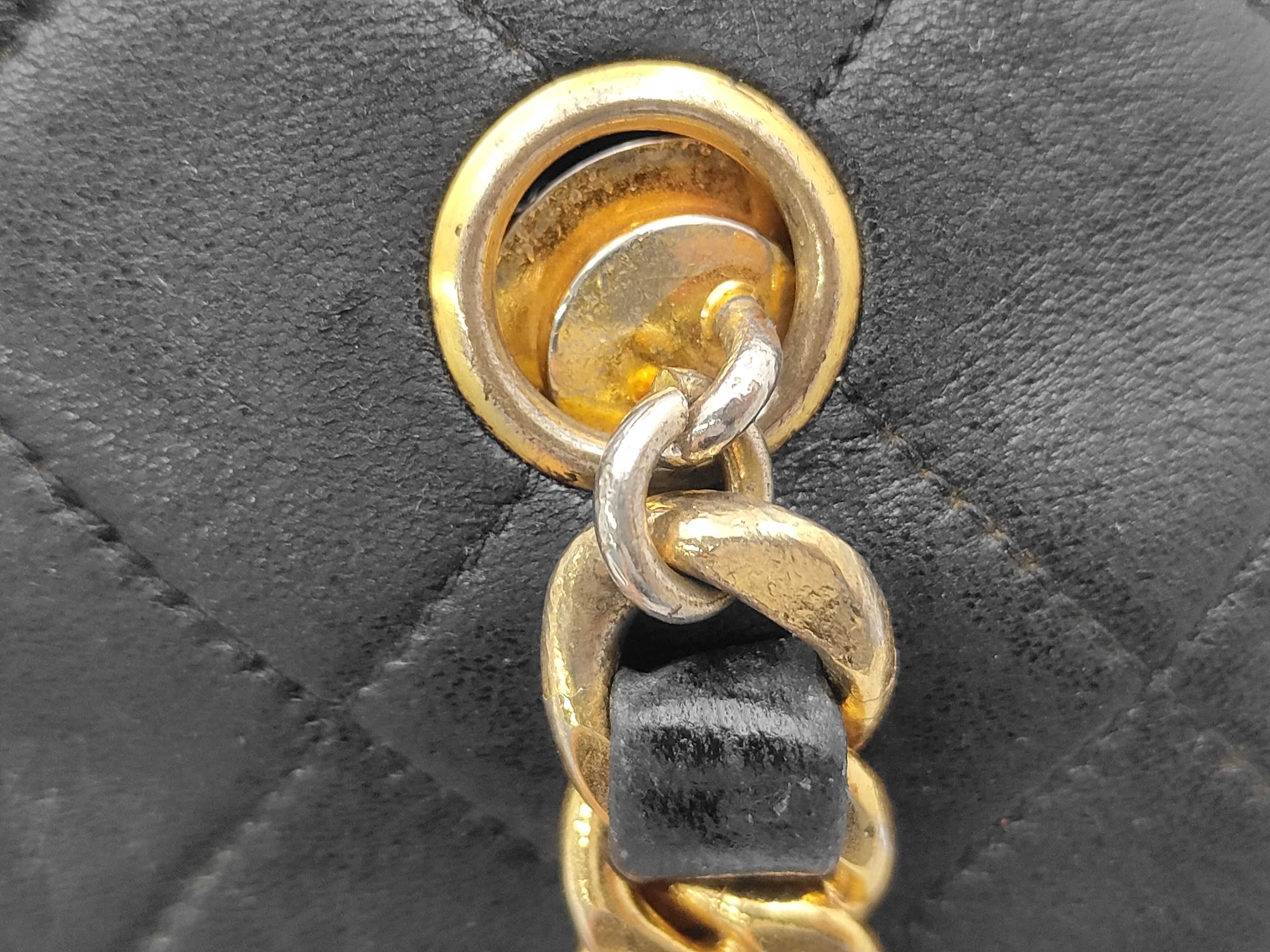 Logo Chain Tote Bag (Series 1) — view 5