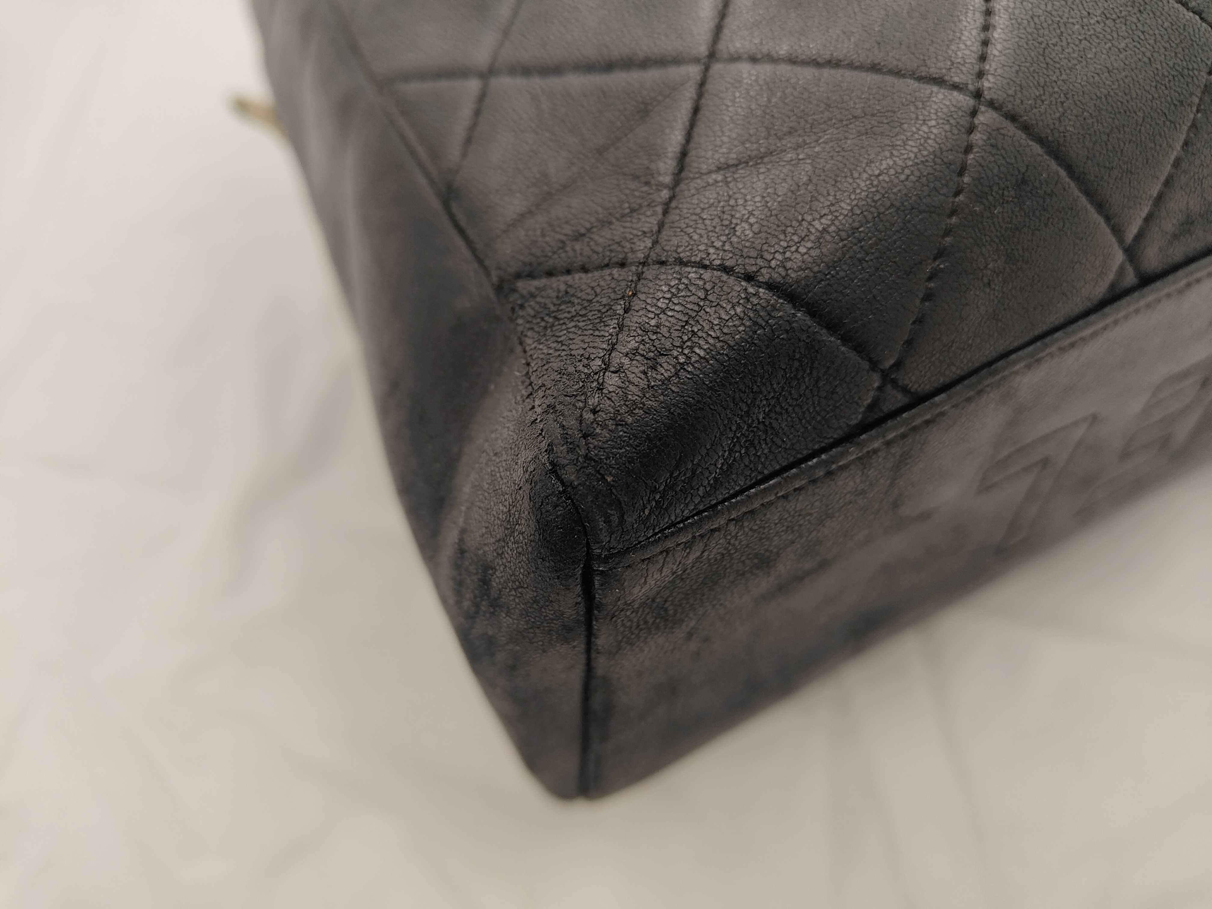 Logo Chain Tote Bag (Series 1) — view 6