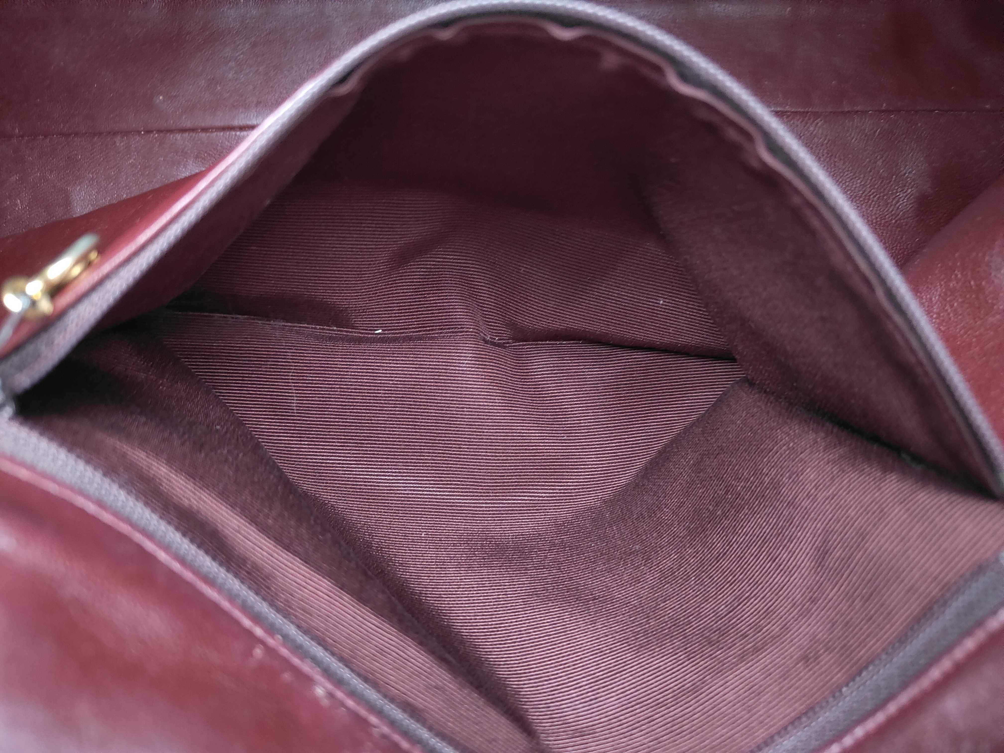 Logo Chain Tote Bag (Series 1) — view 9