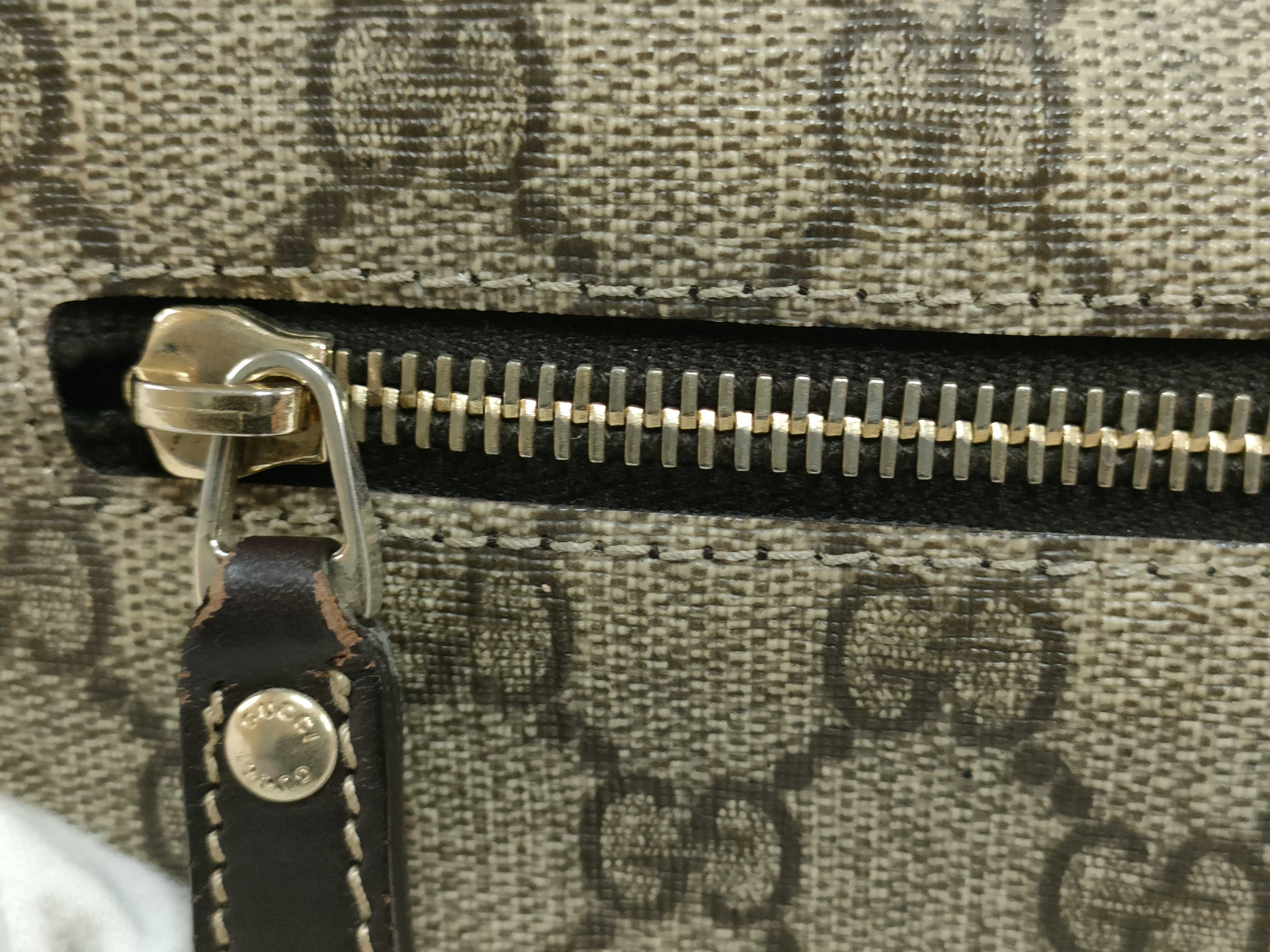 GG Supreme Shoulder Bag (201447467891) - Strap not included. — view 9