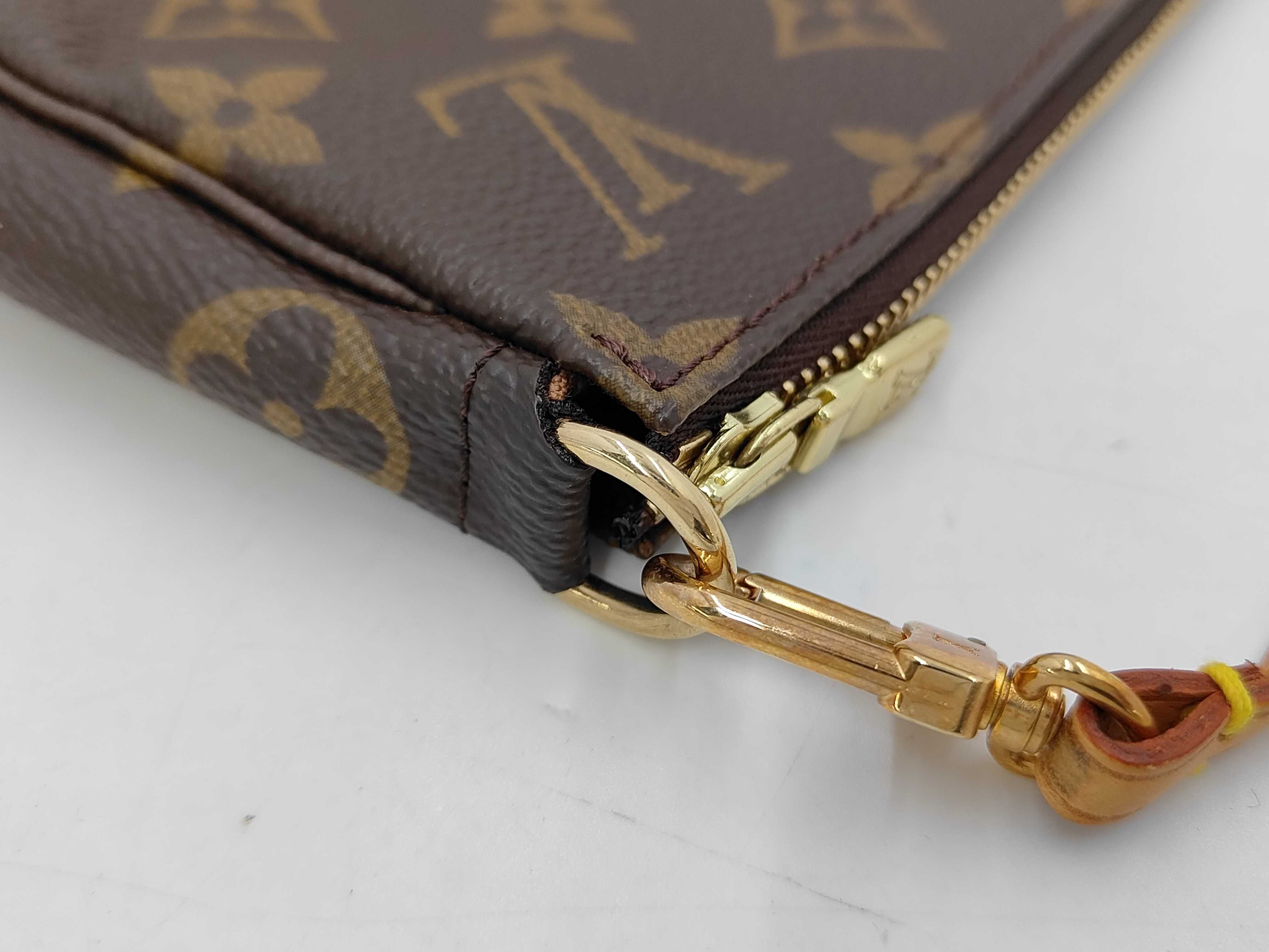 LV Monogram Pochette Accessoires Pouch — view 5