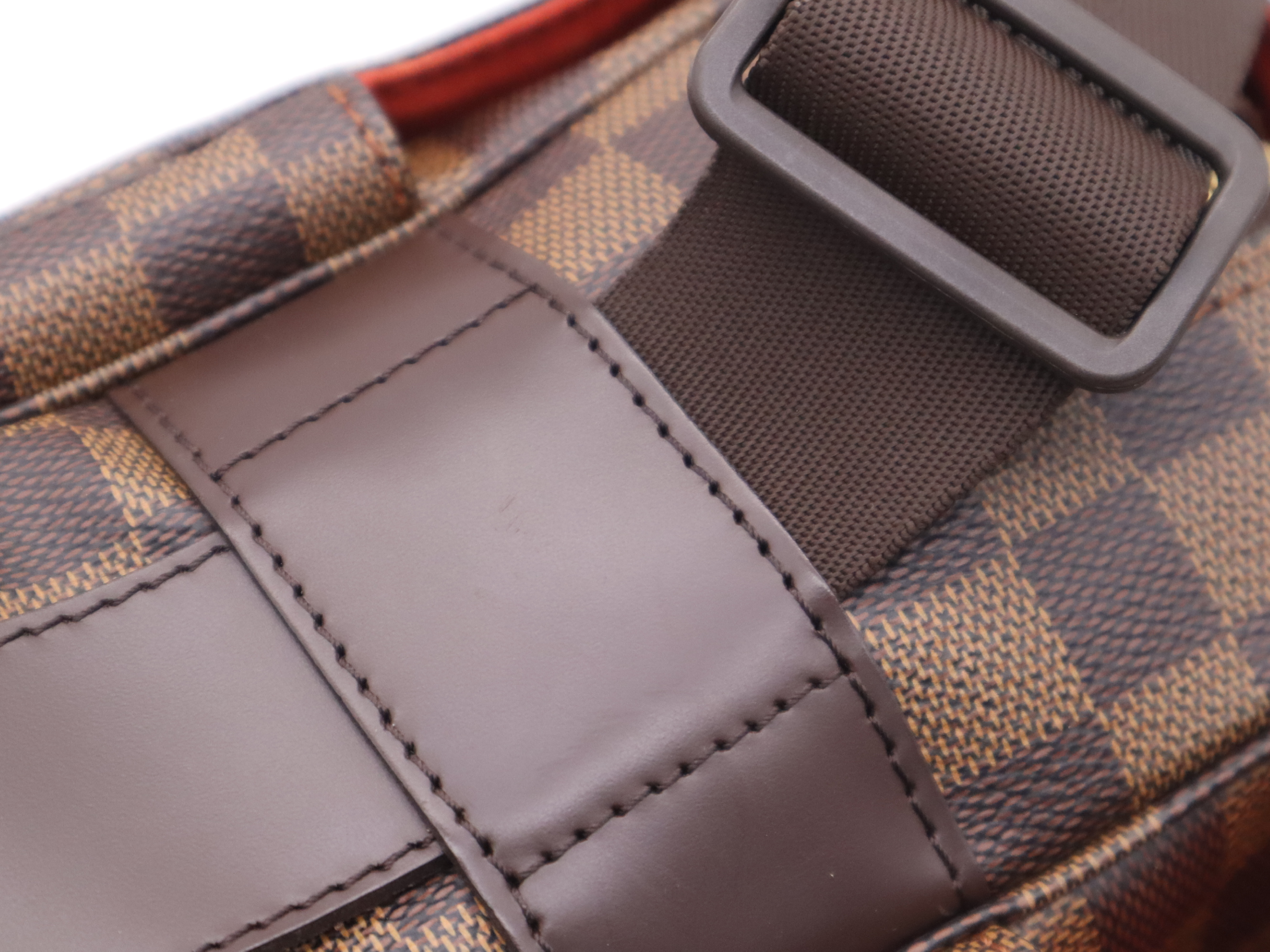 N45255 Damier Naviglio Shoulder Bag — view 8