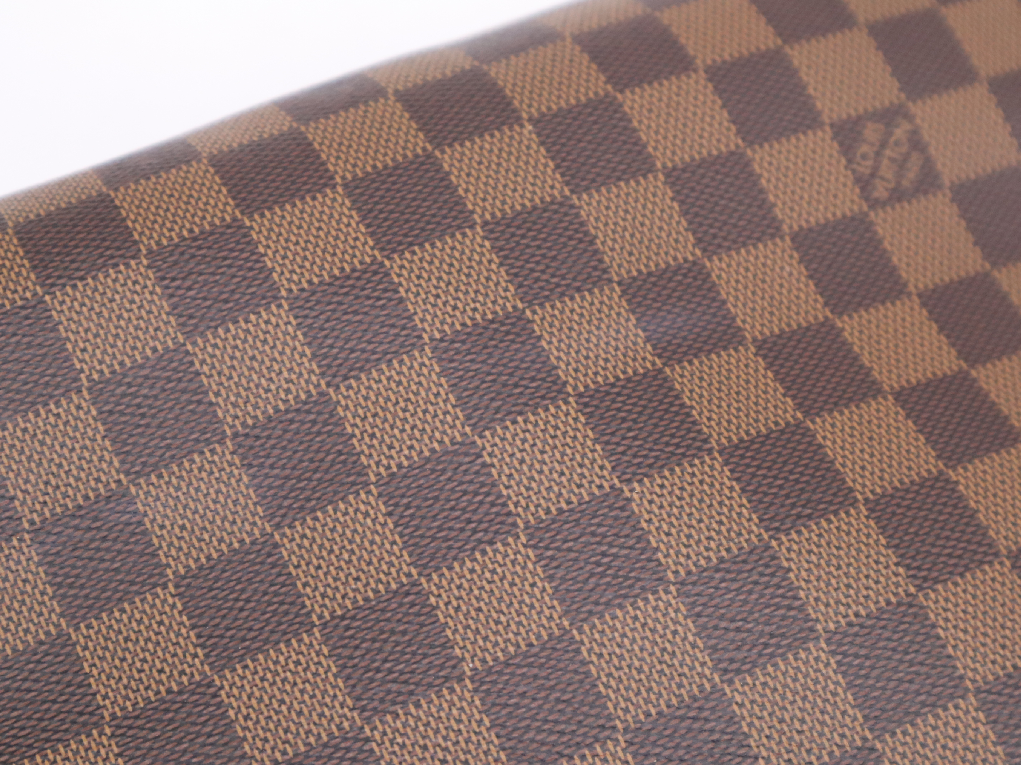 N45255 Damier Naviglio Shoulder Bag — view 9