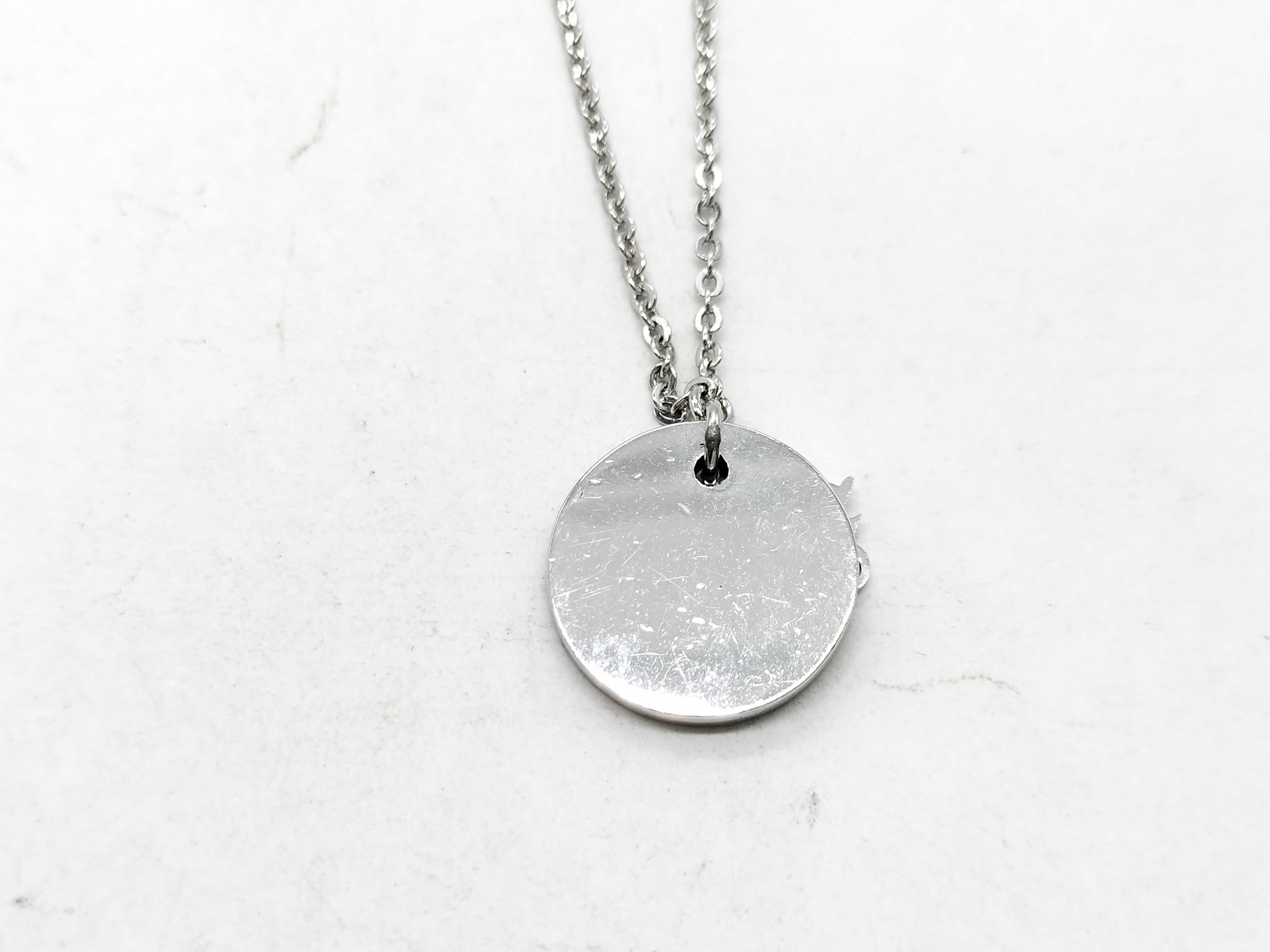 necklace — view 2