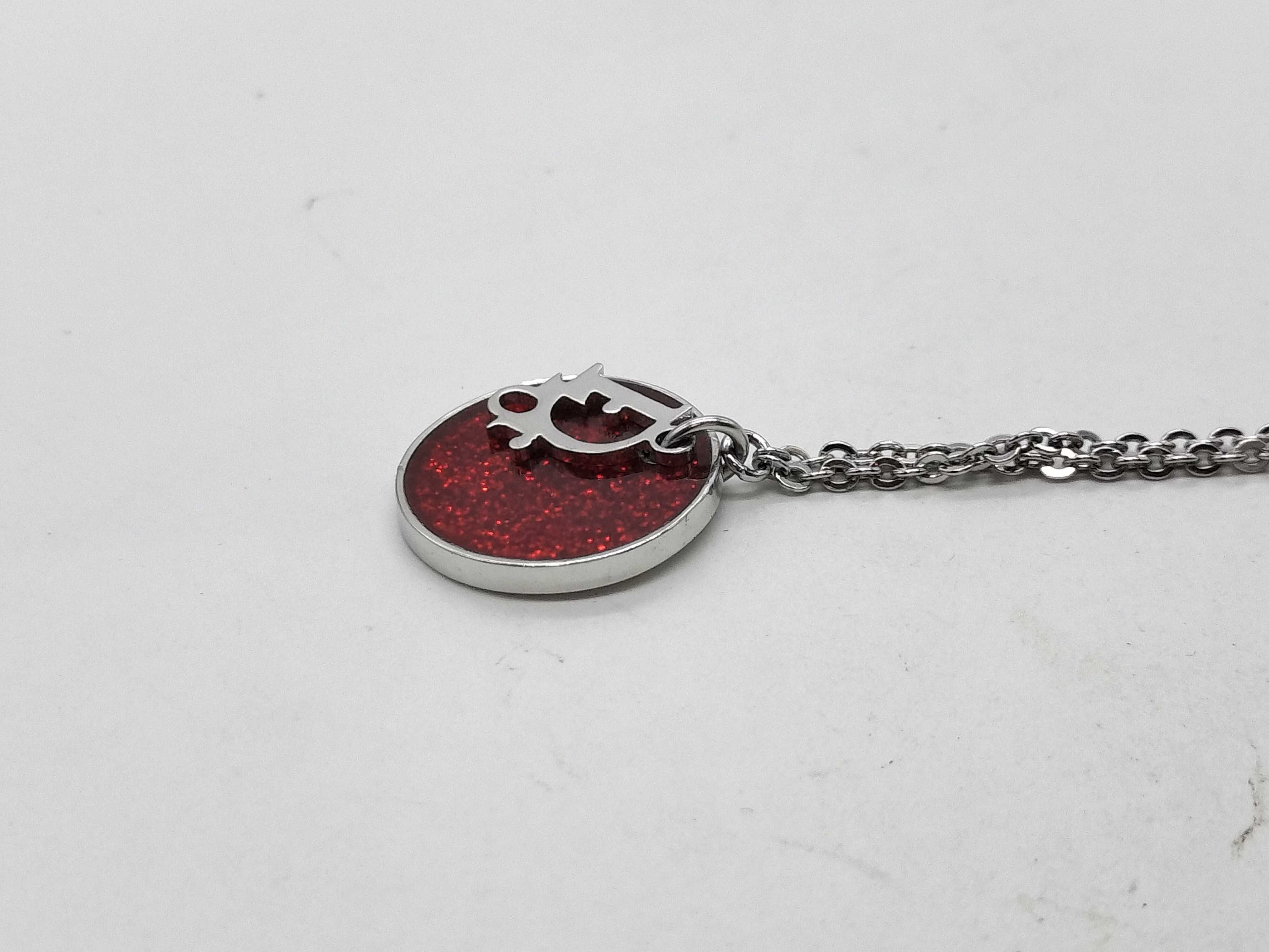 necklace — view 3