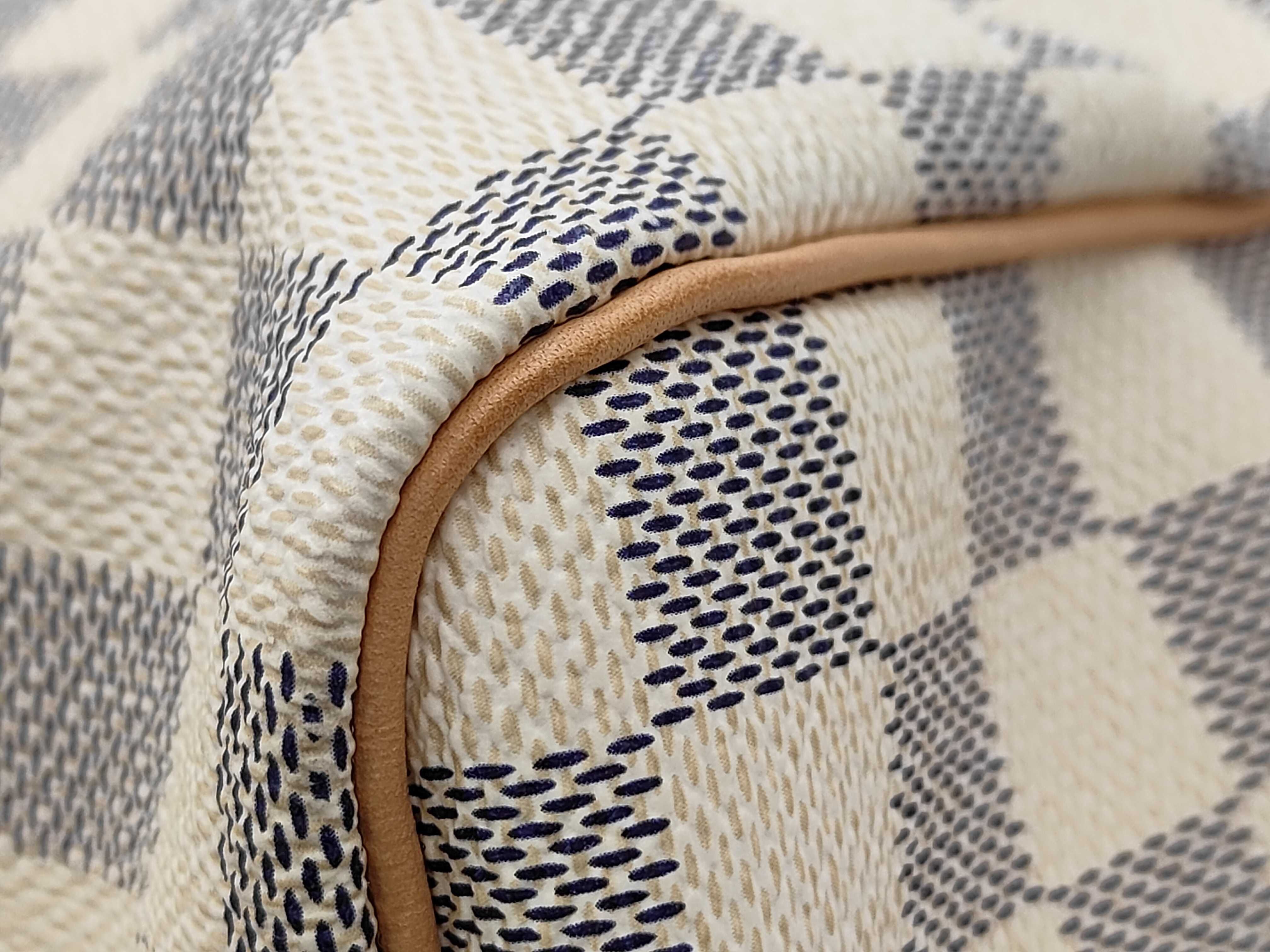 Damier Azur Keepall Bandoulière 55 Boston Bag — view 4