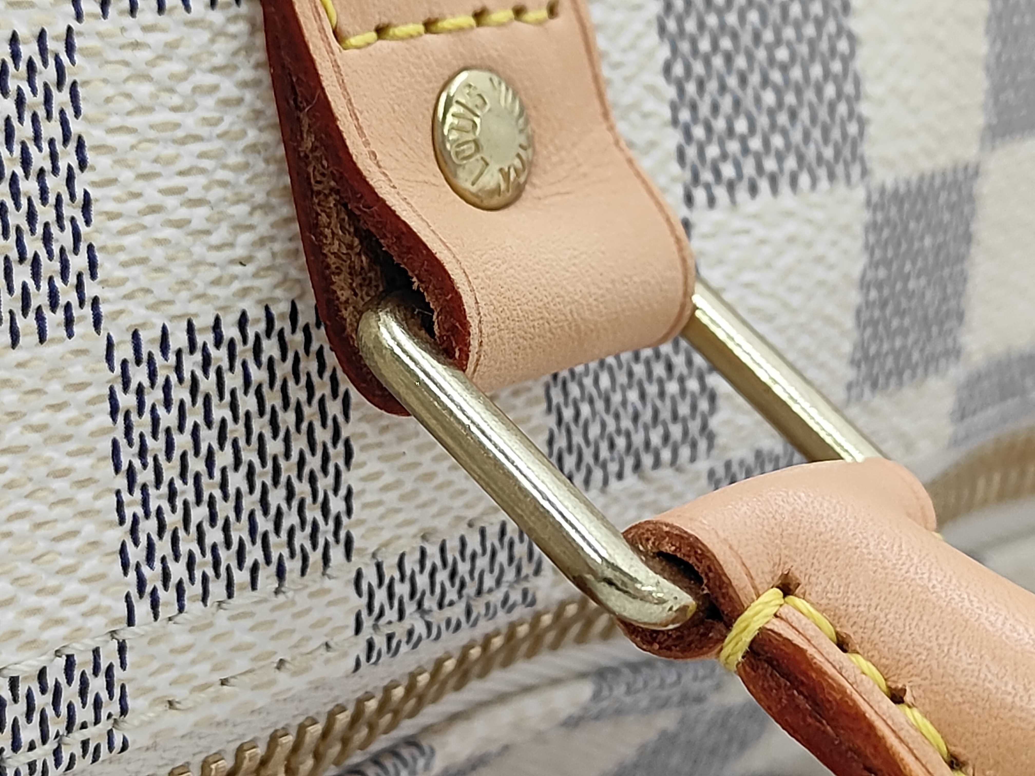 Damier Azur Keepall Bandoulière 55 Boston Bag — view 6