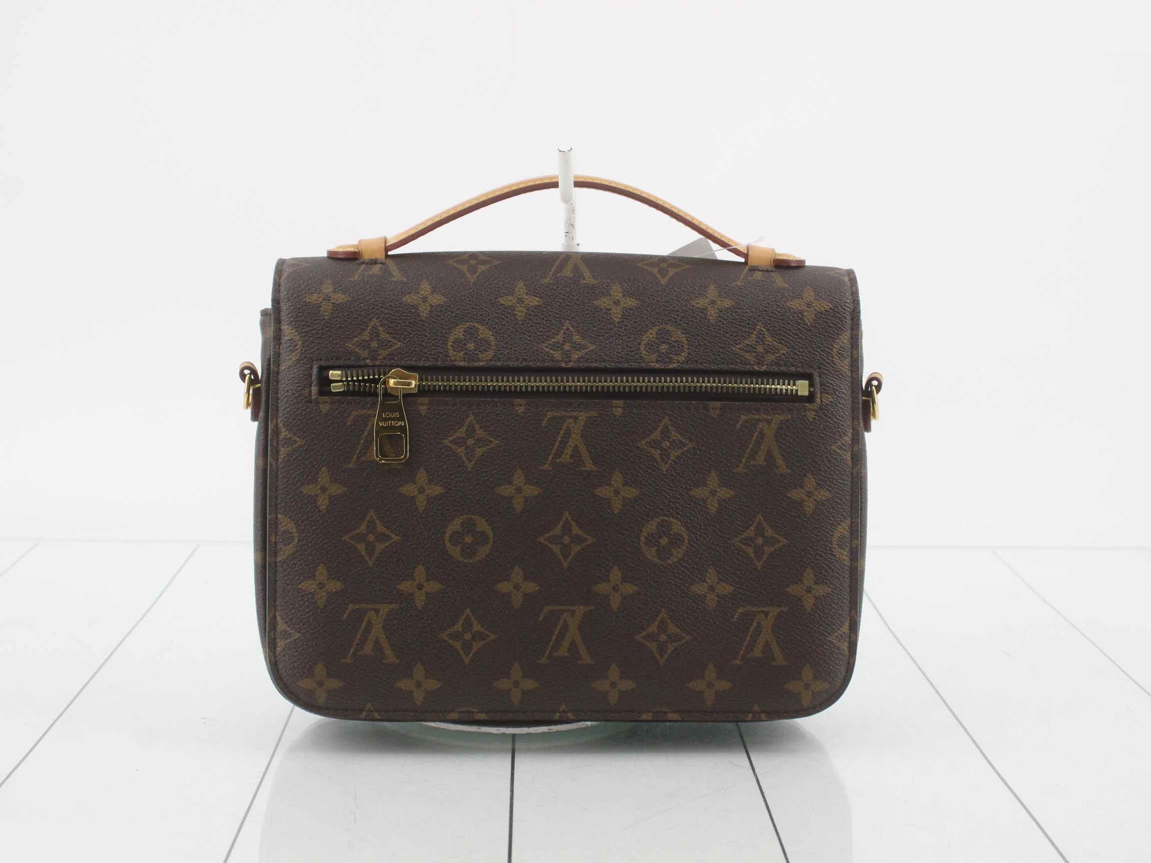Monogram Pochette Métis MM 2-Way Shoulder/Handbag — view 2