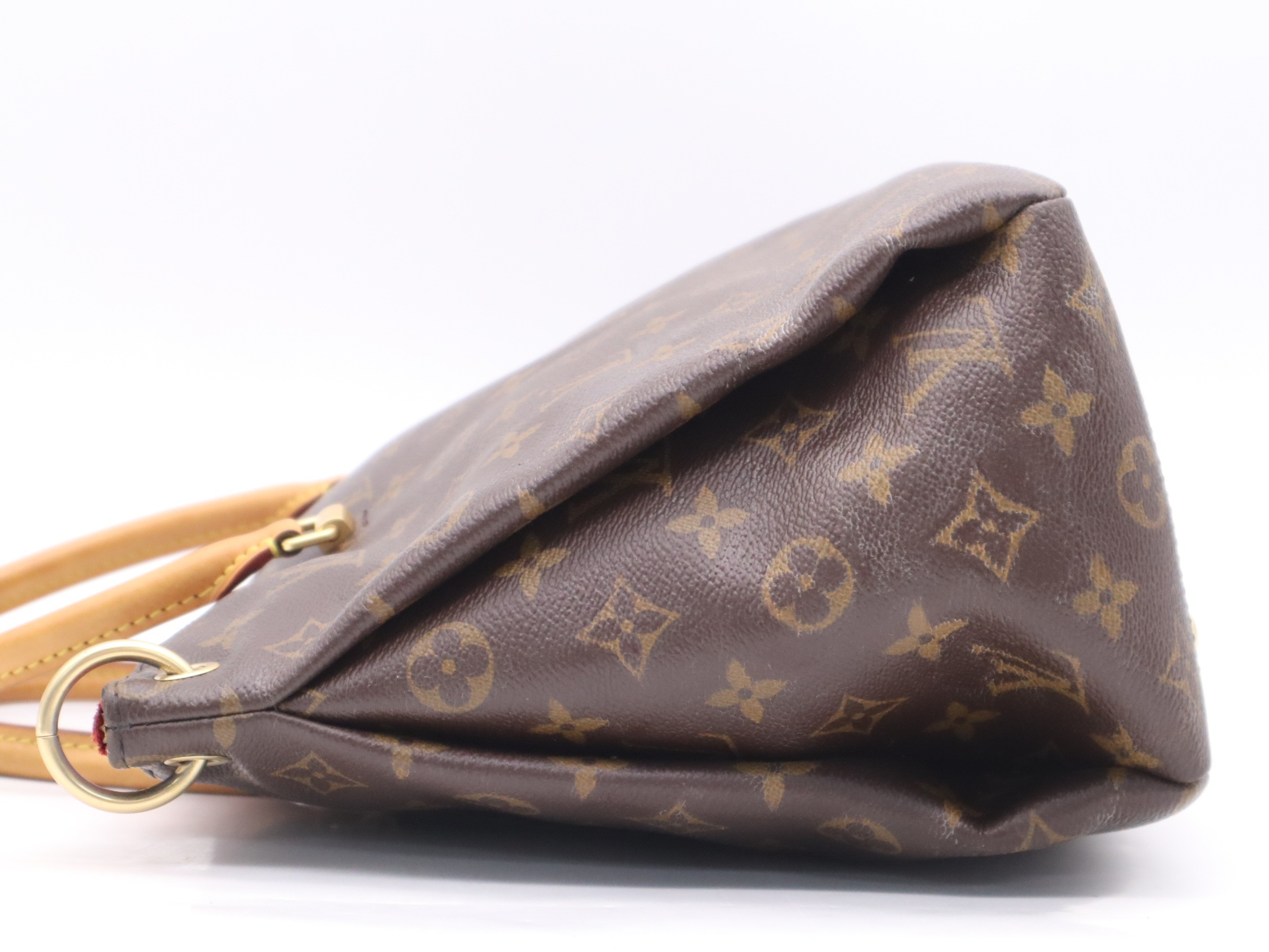 Pallas Cerise with shoulder strap — view 3
