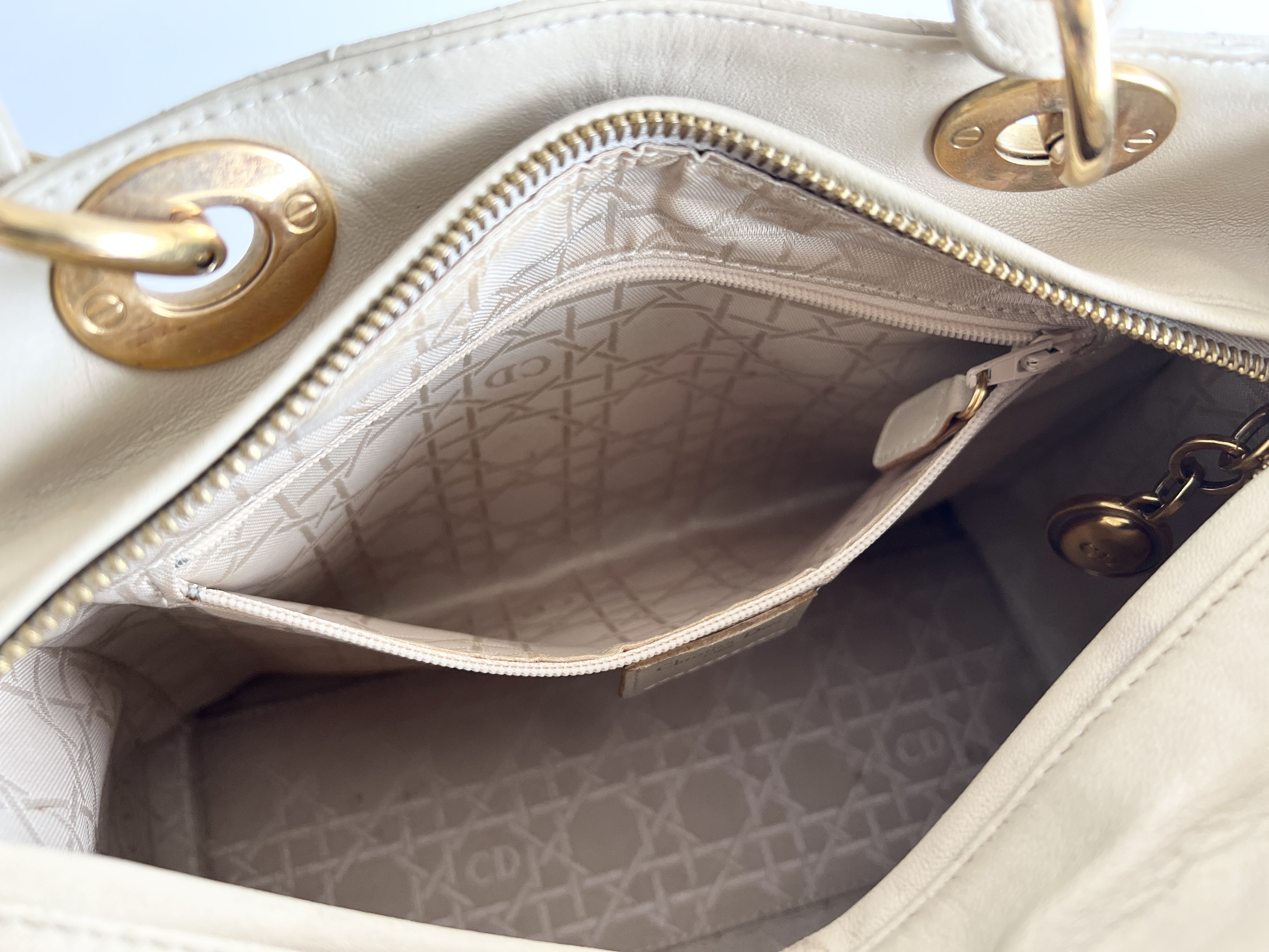 Lady Dior Cannage Leather Lambskin 2way Handbag Shoulder Bag — view 10