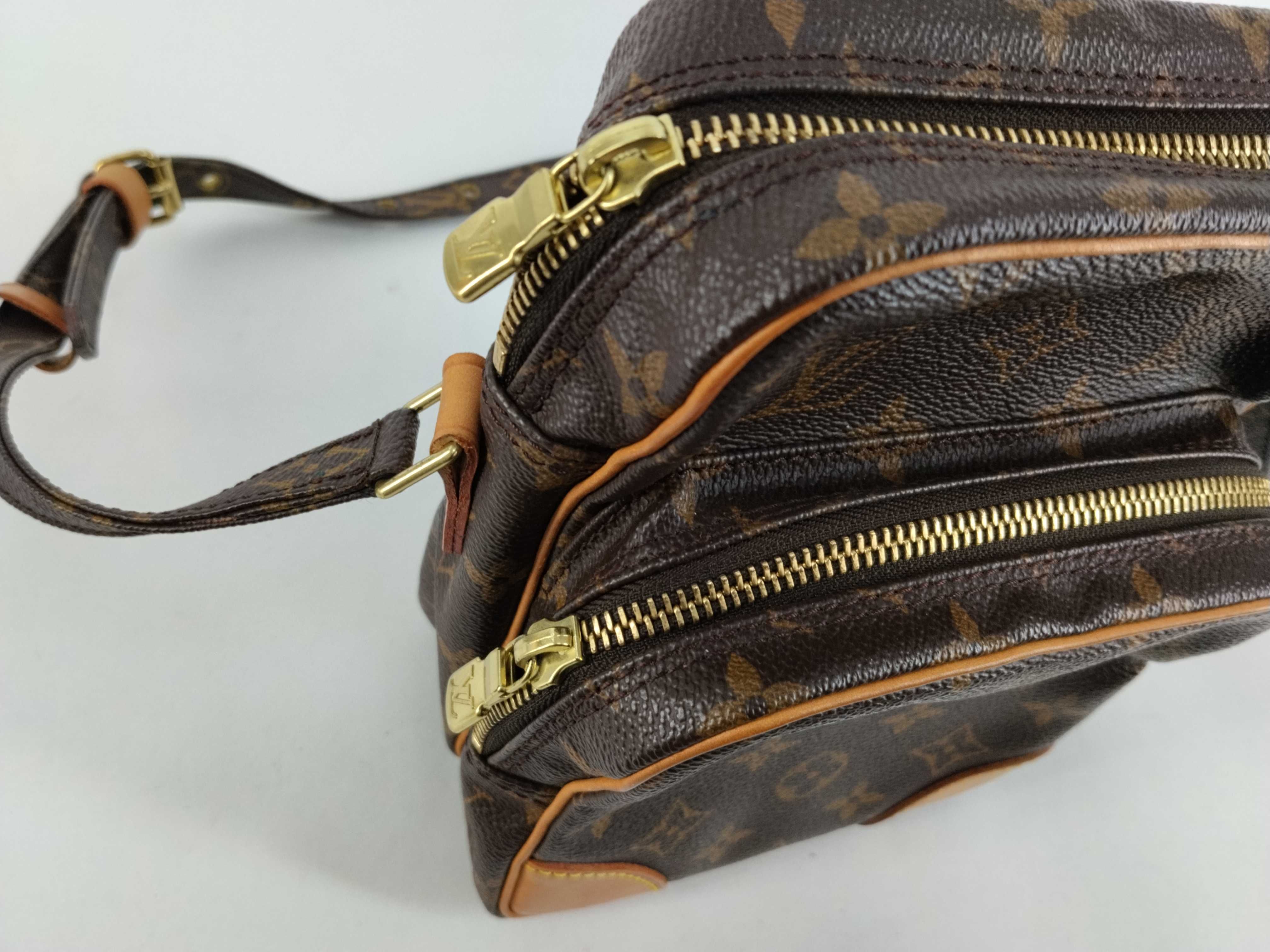 Monogram Louis Vuitton Amazon M45236 Monogram TH0051 Shoulder Bag — view 8