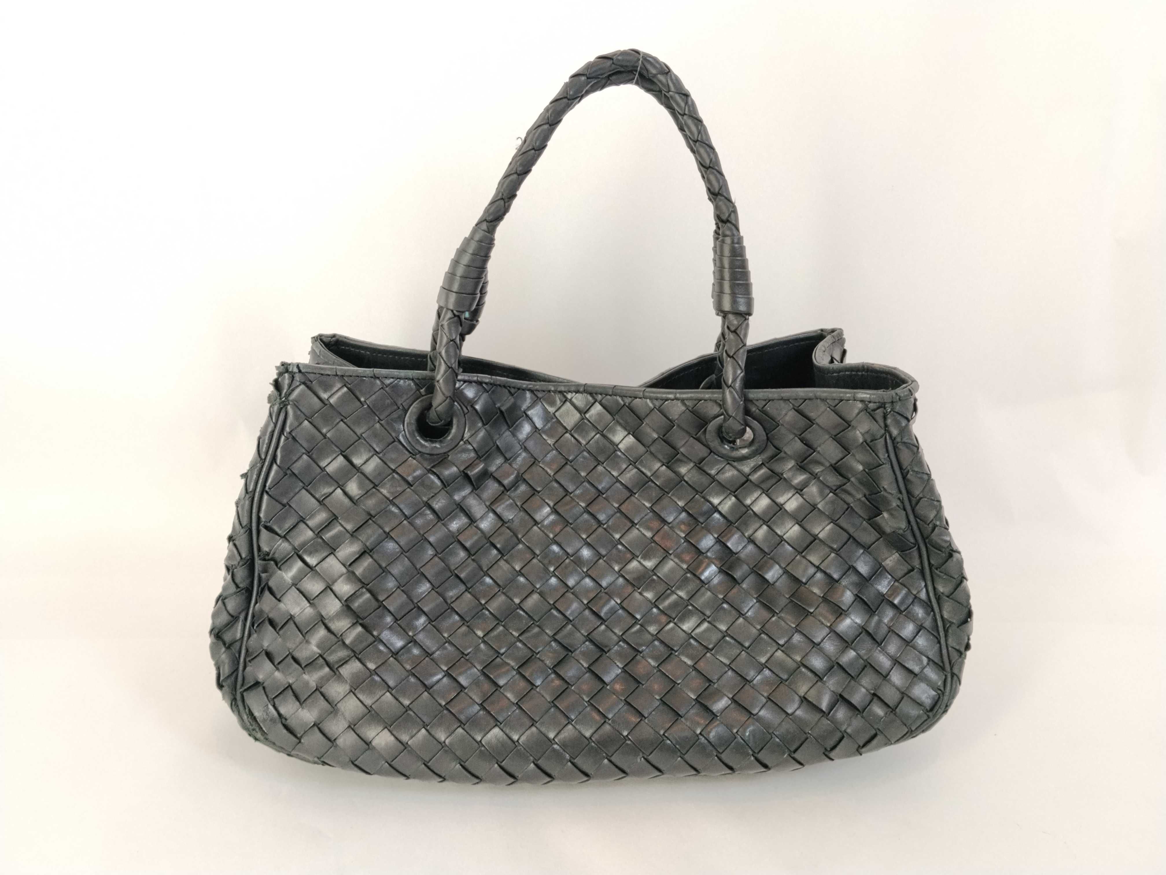 Intrecciato Bottega Veneta Handbag Leather Intrecciato Black Handbag