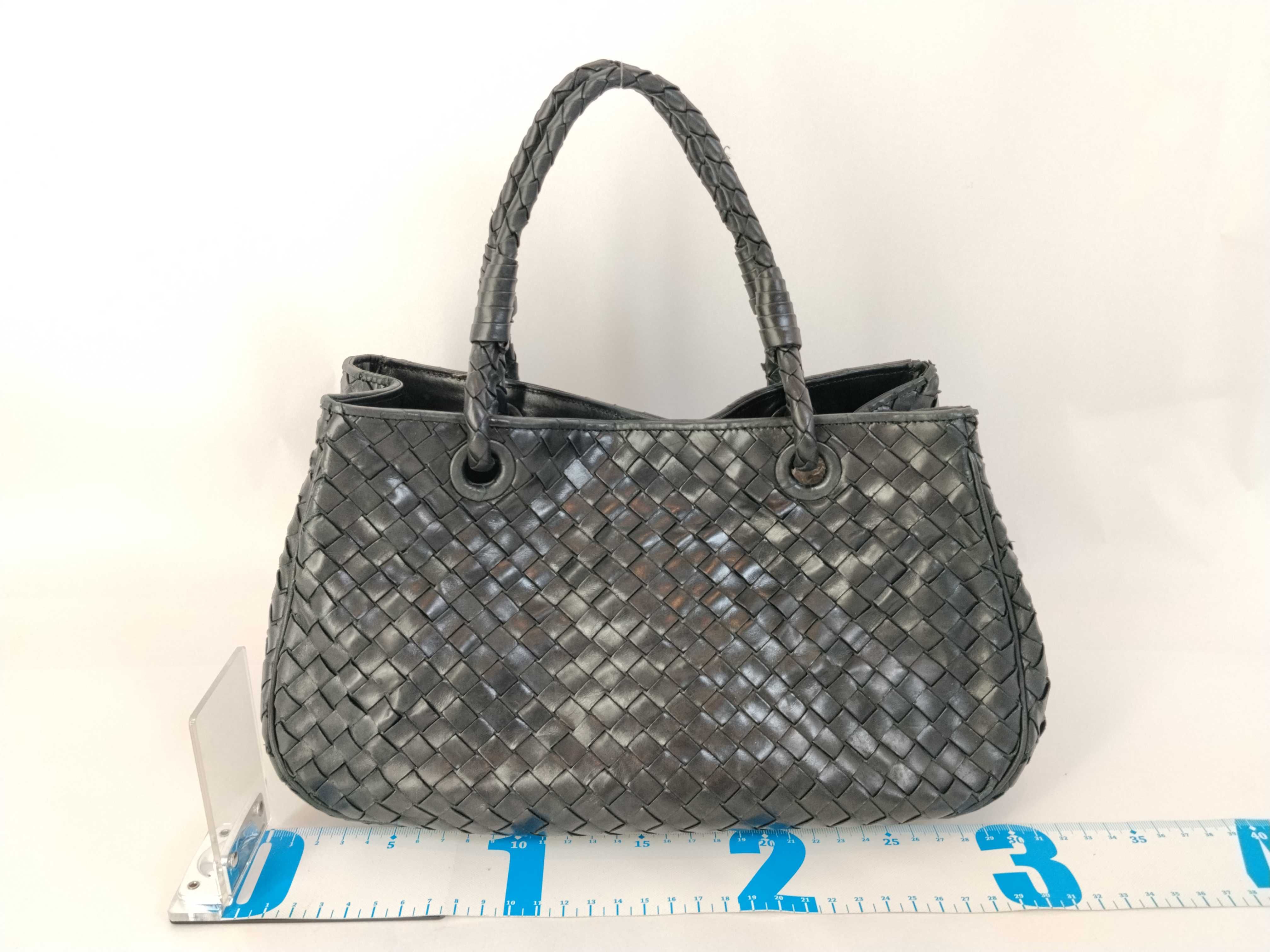 Intrecciato Bottega Veneta Handbag Leather Intrecciato Black Handbag — view 2