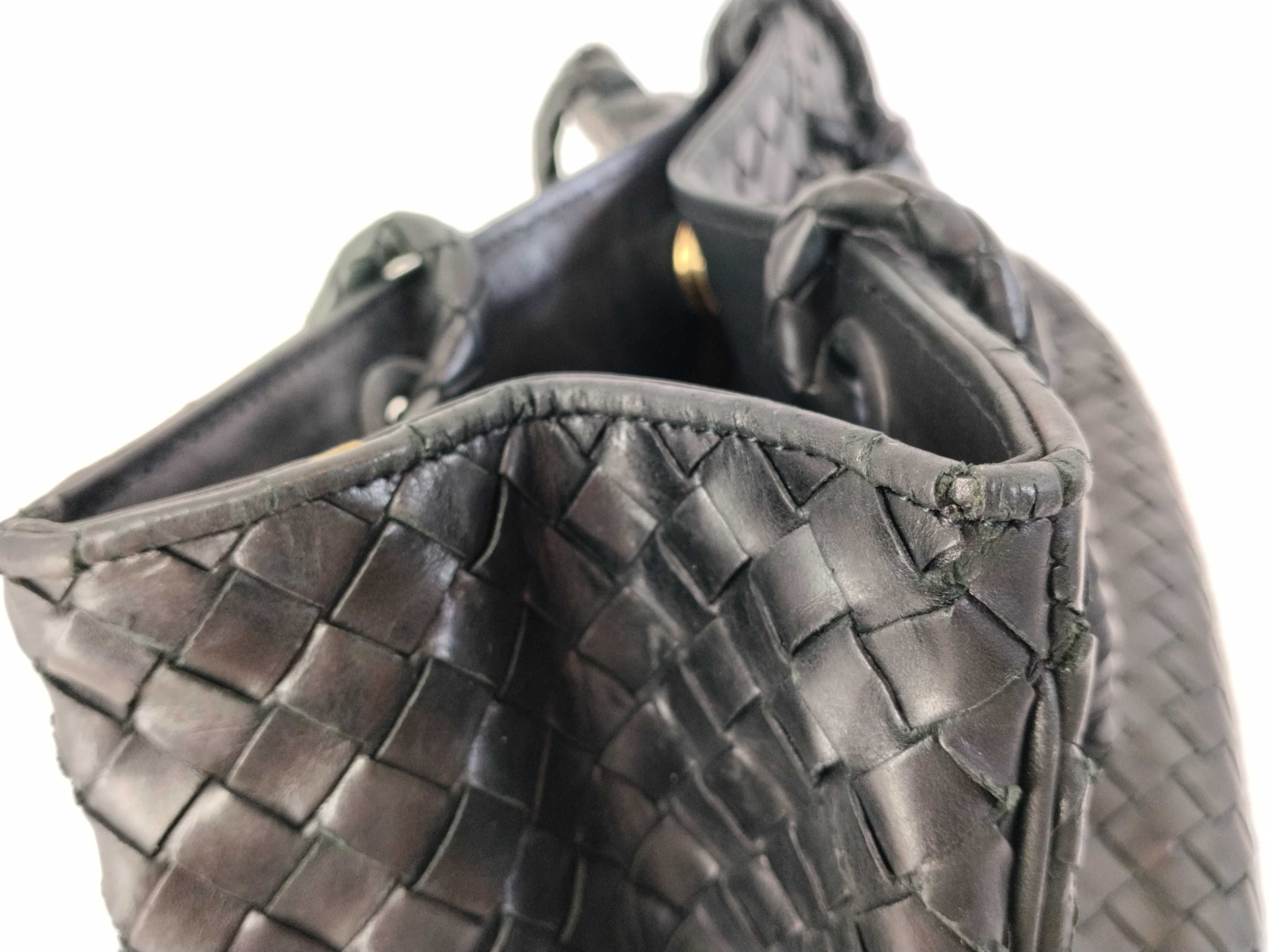 Intrecciato Bottega Veneta Handbag Leather Intrecciato Black Handbag — view 13