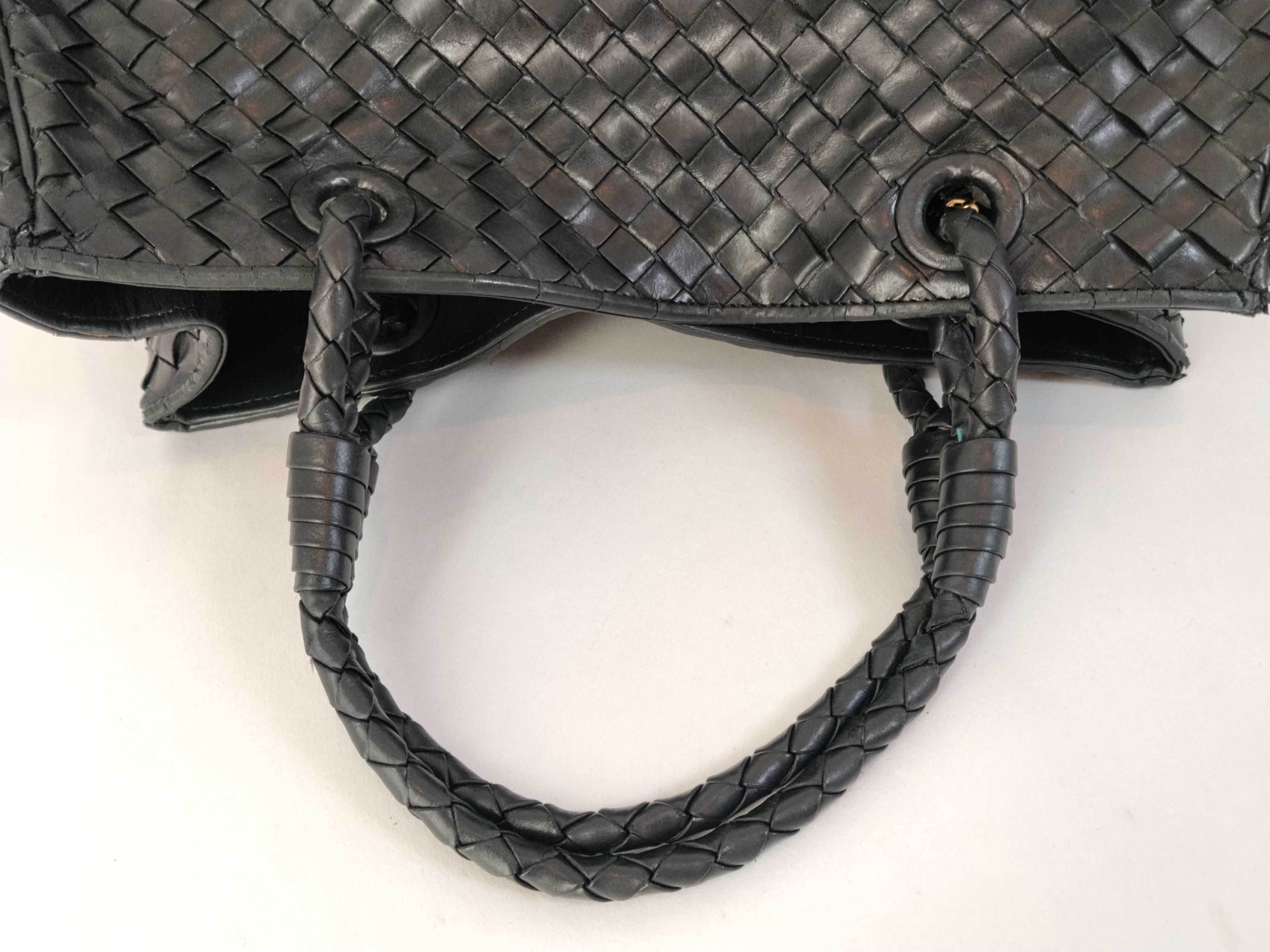 Intrecciato Bottega Veneta Handbag Leather Intrecciato Black Handbag — view 3