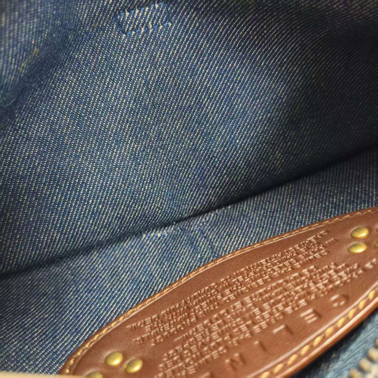 【*Shipped from: China*】CELINE Canvas Shoulder Bag — view 6