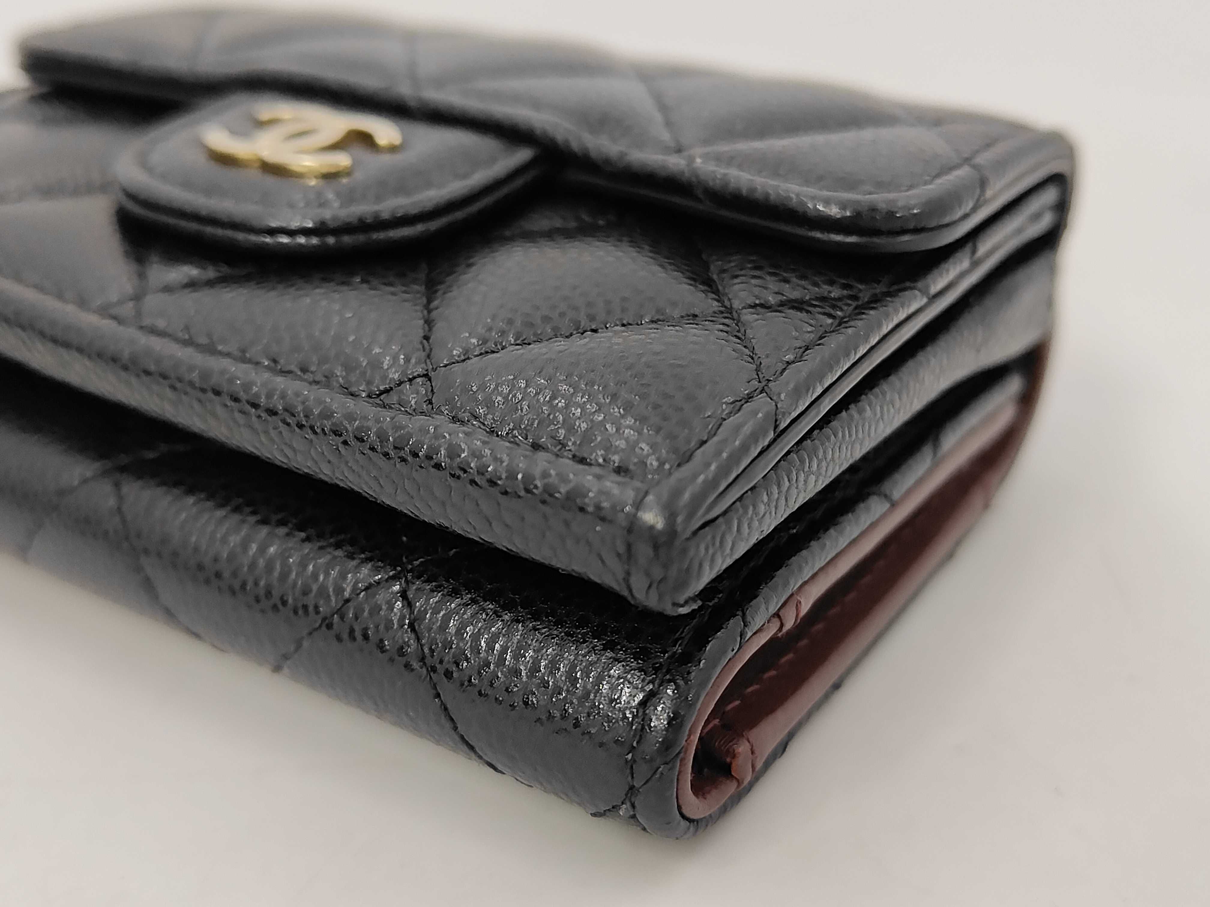 Matelassé Tri-fold Wallet, Caviar Leather, Black, Random Pattern — view 3