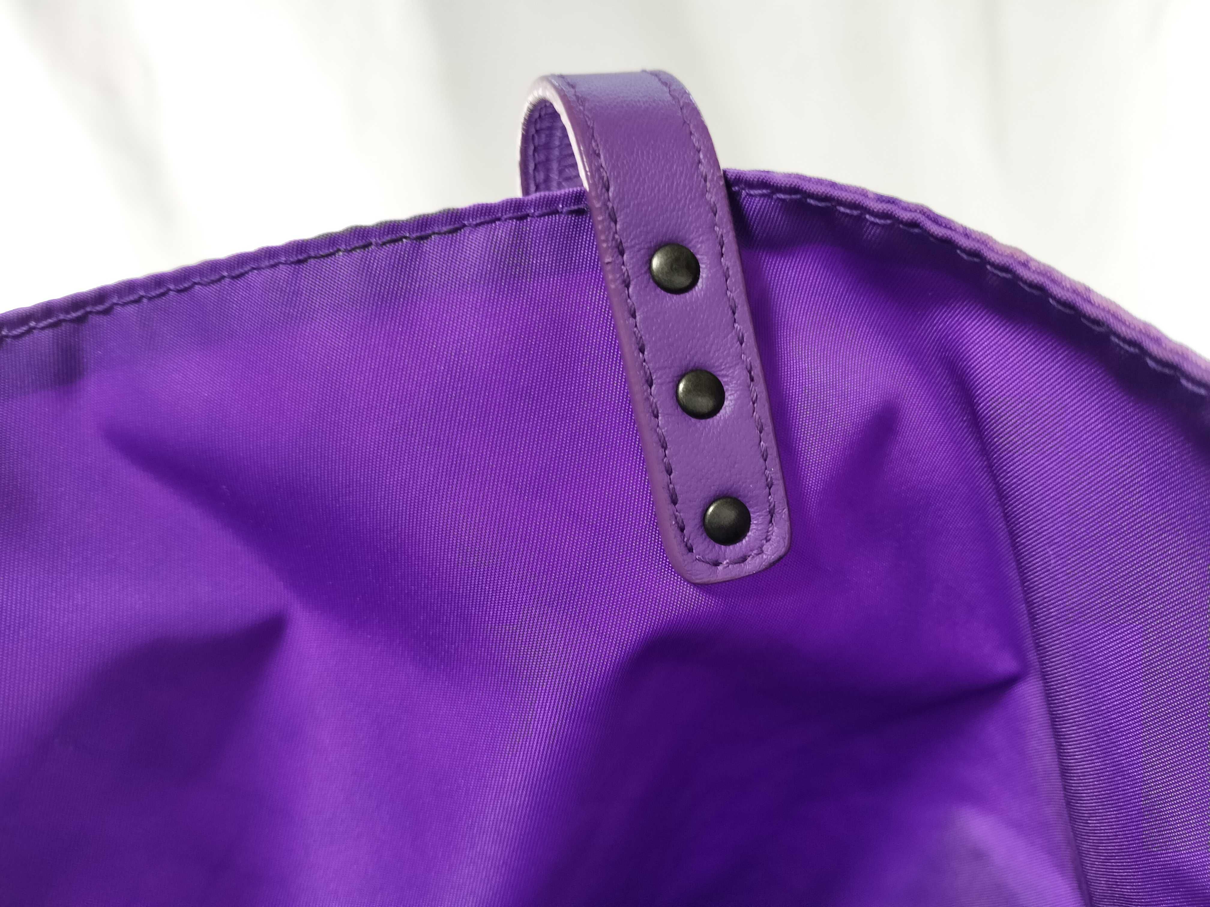 Intrecciato Illusion Nylon Tote Bag, Purple — view 10